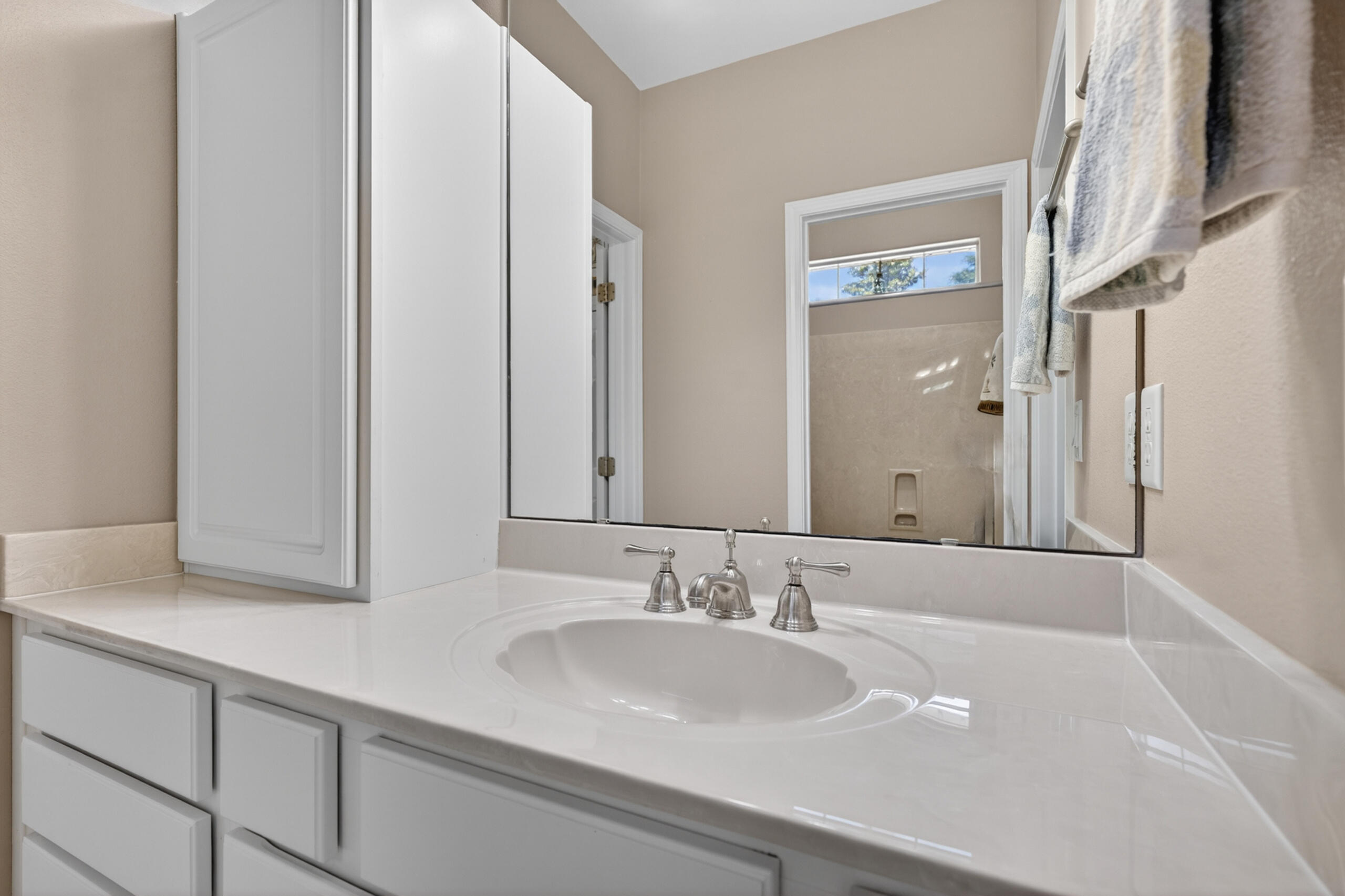 4242 Bobcat Cove Niceville FL 32578