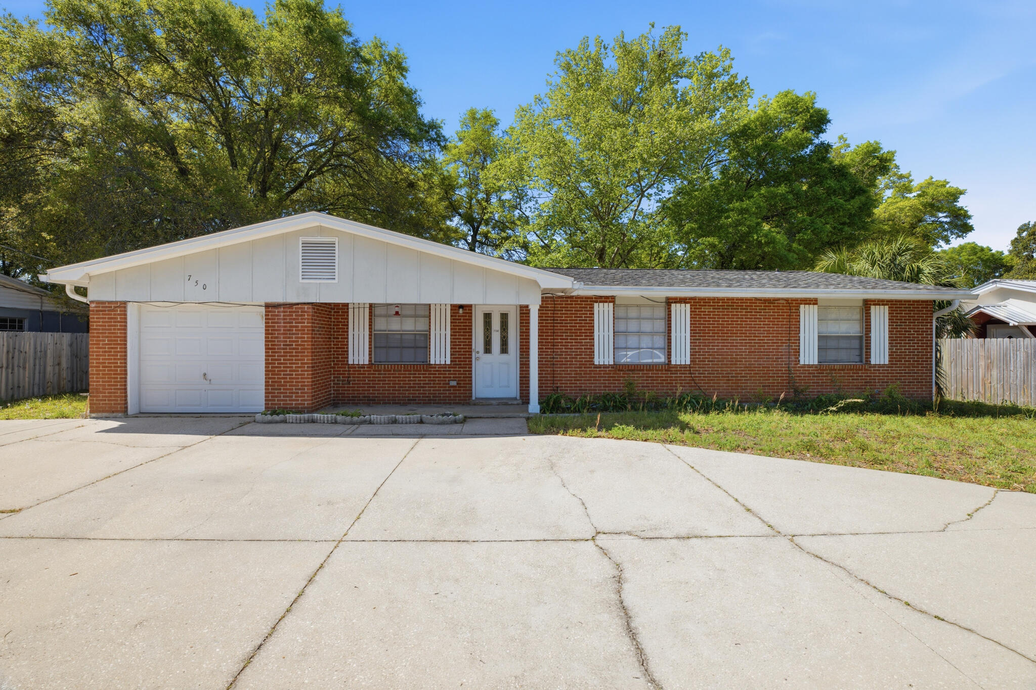 750 Mayflower Avenue Fort Walton Beach FL 32547