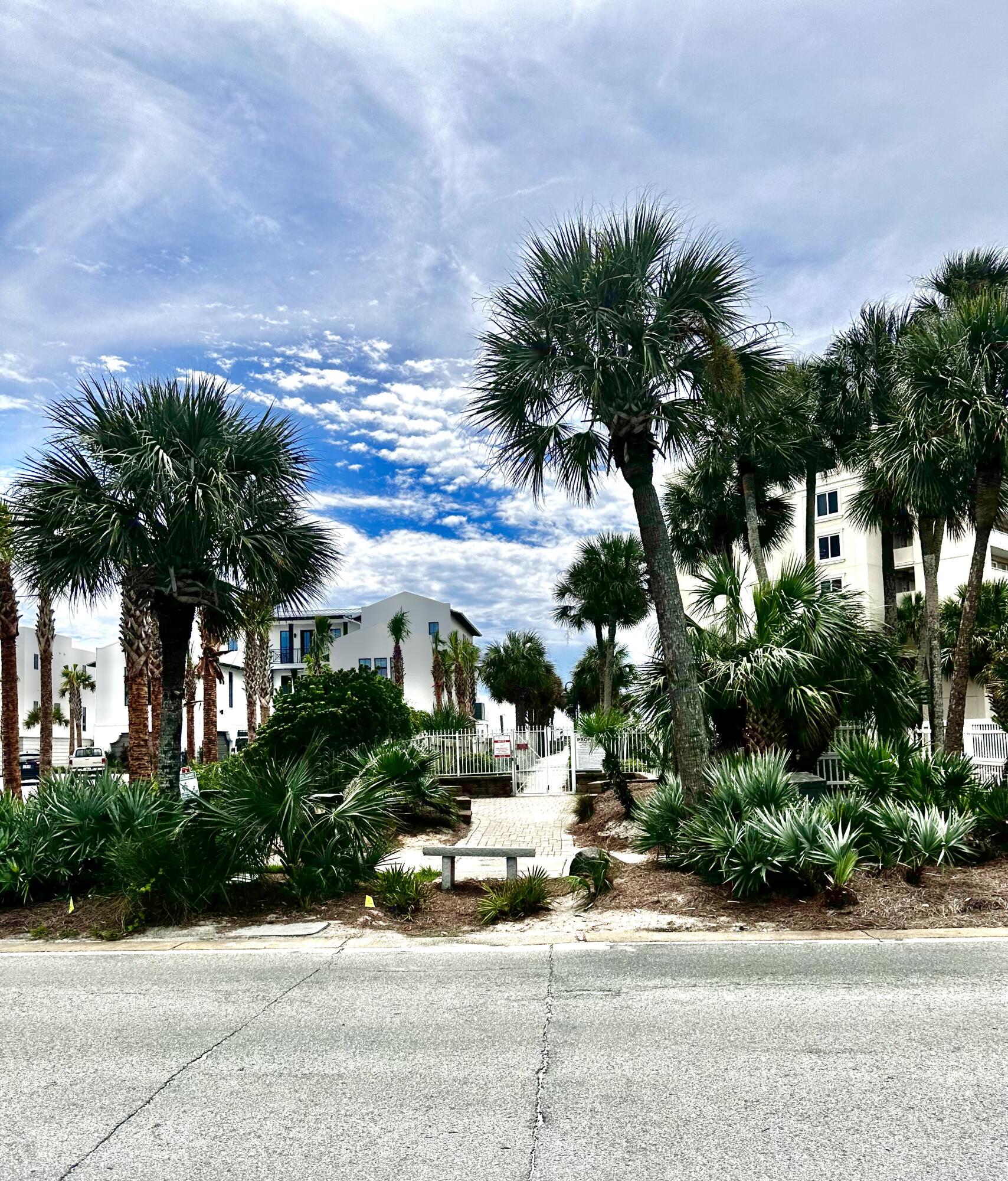 531 Vera Cruz Drive Destin FL 32541