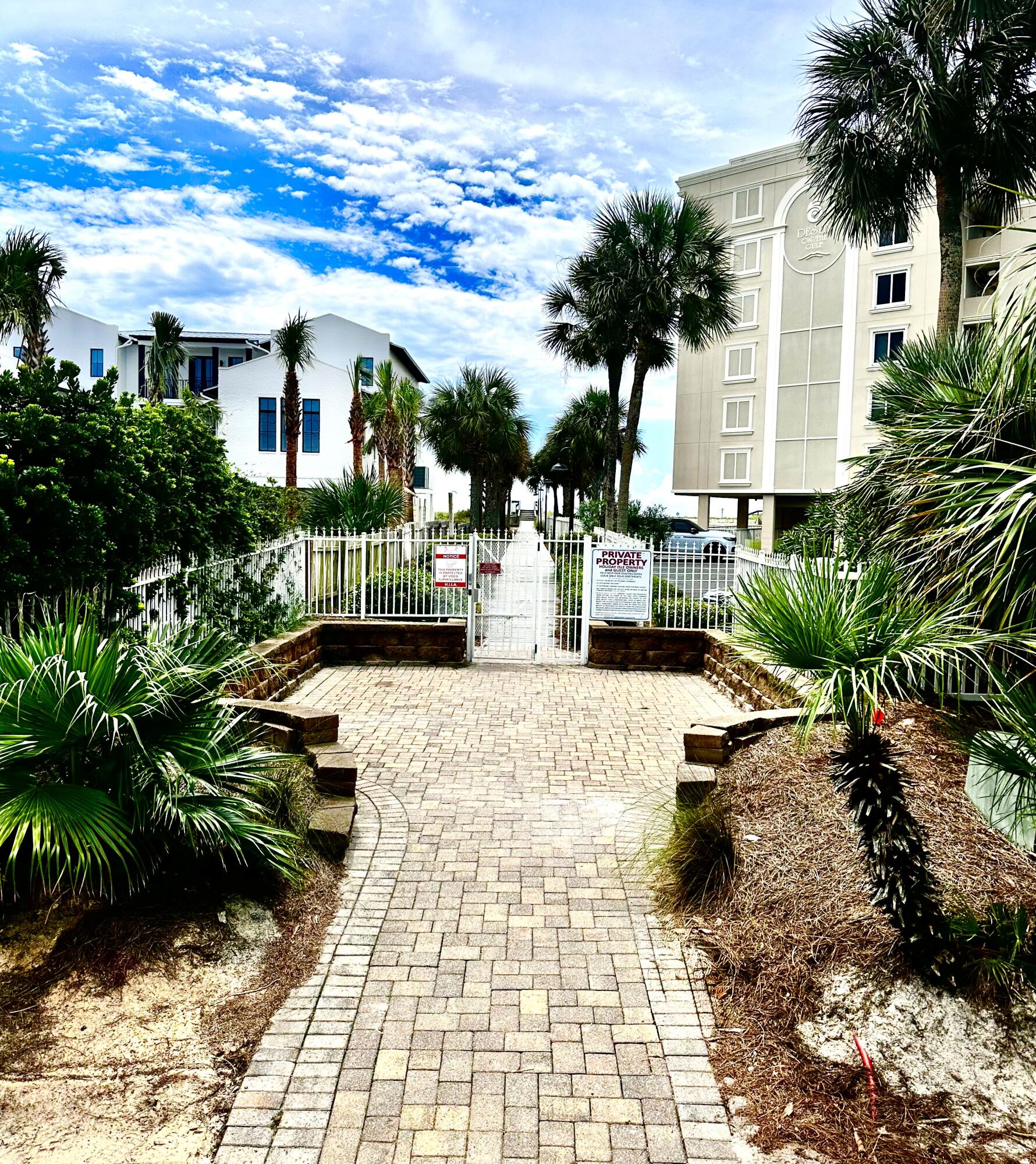 531 Vera Cruz Drive Destin FL 32541