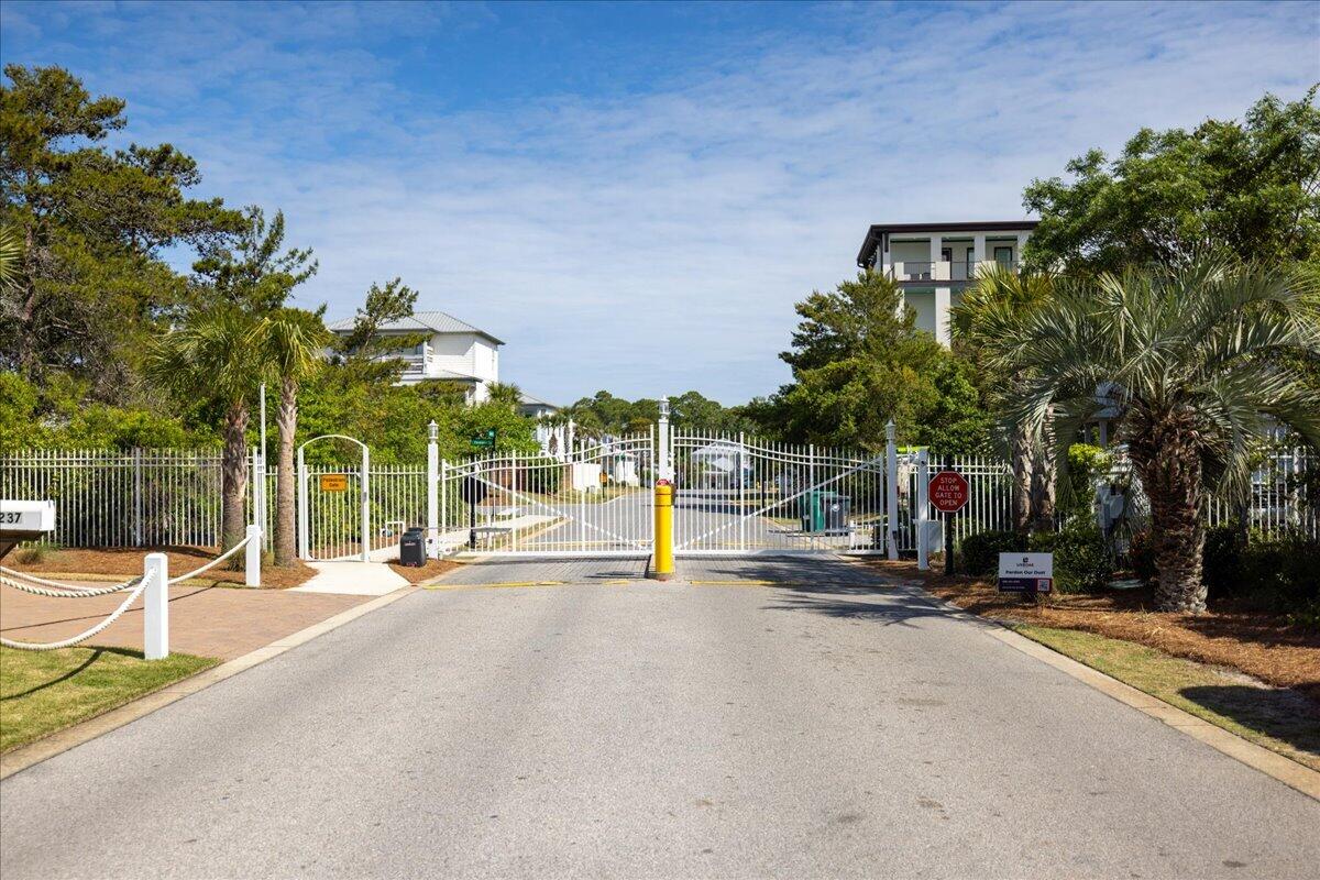 94 Lakeland Drive Miramar Beach FL 32550