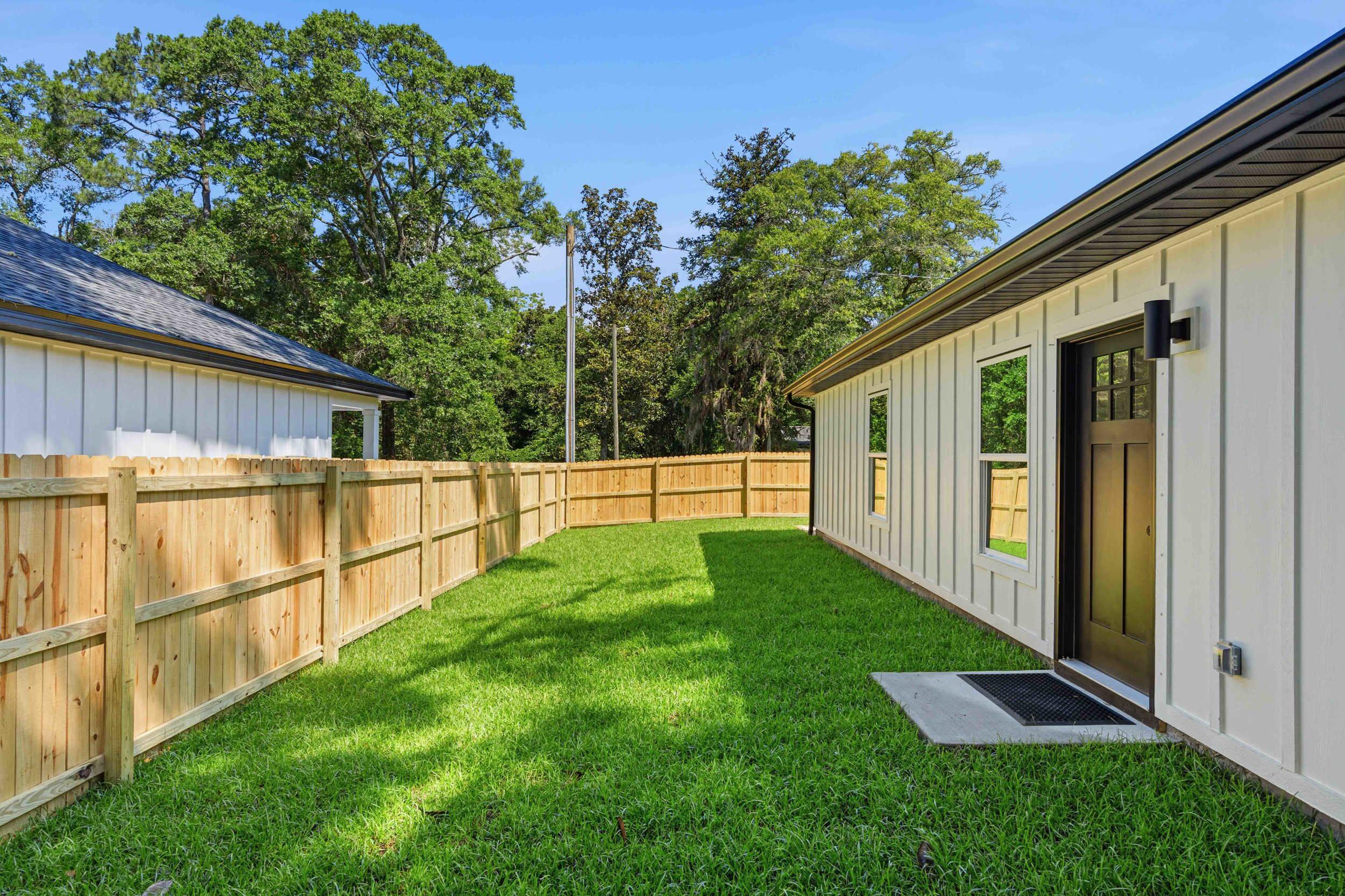 150 N Booker Street Crestview FL 32536