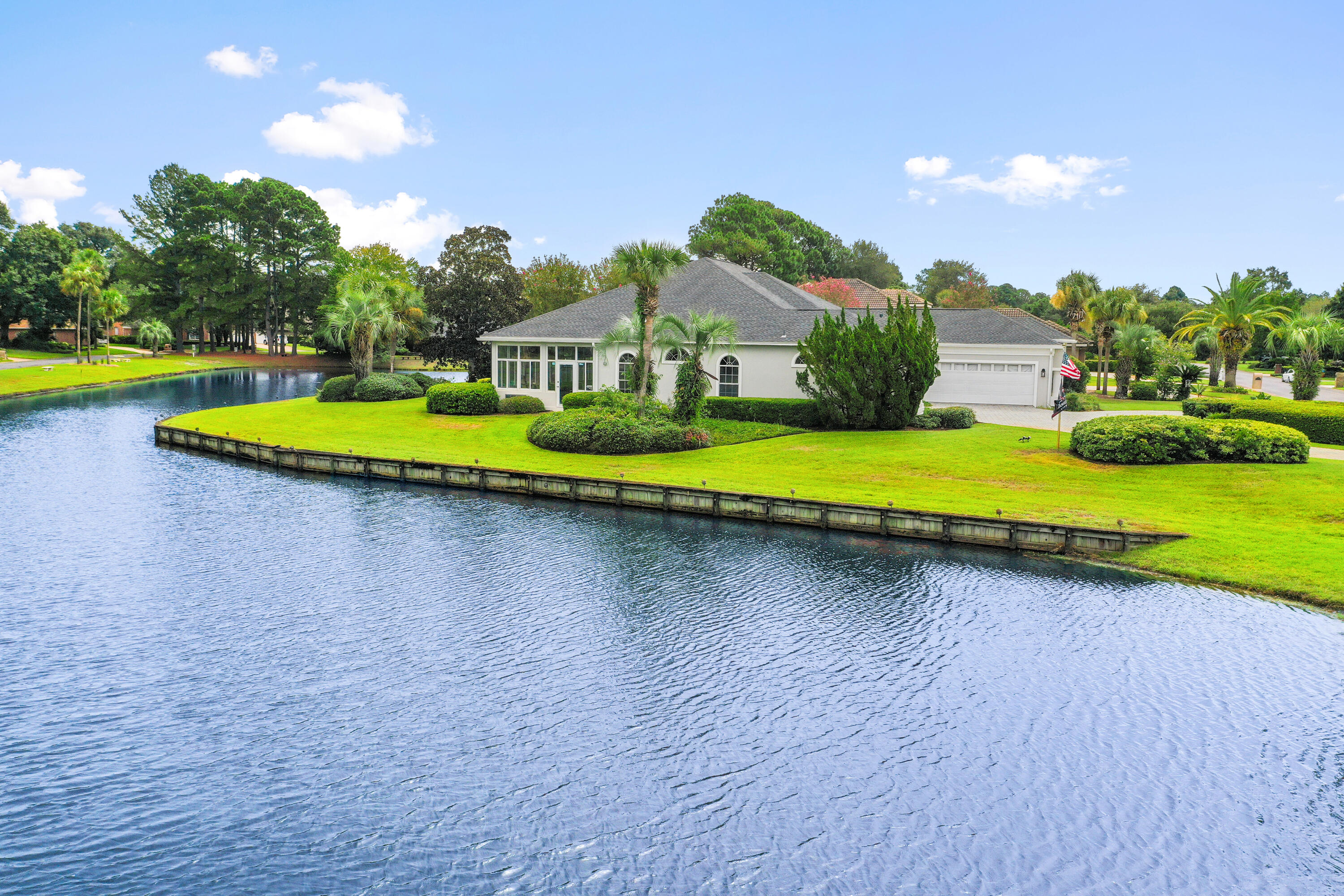 1517 Glenlake Circle Niceville FL 32578