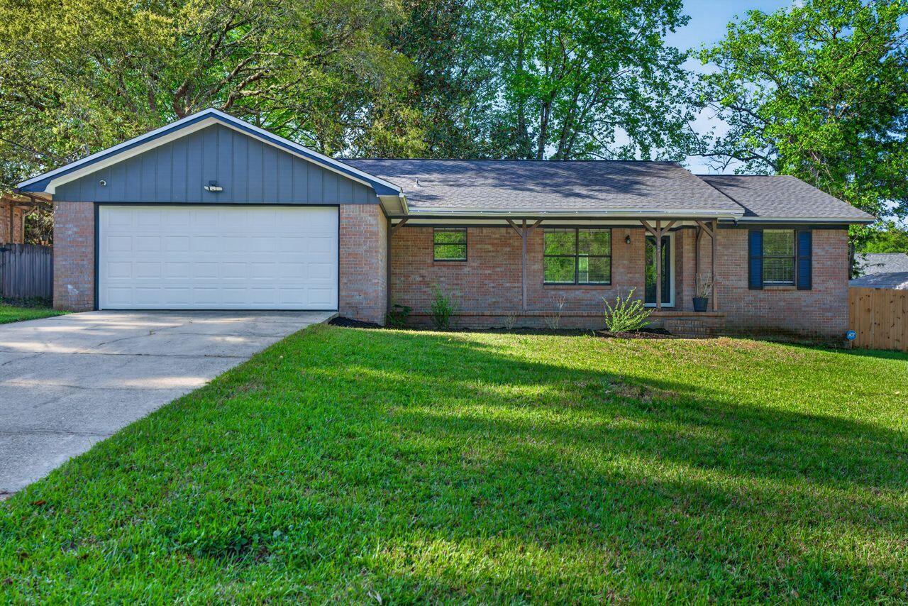 121 Campbell Avenue Crestview FL 32536
