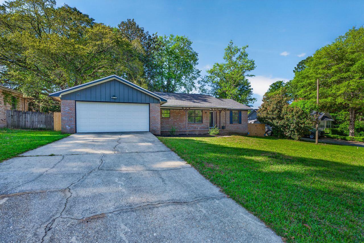 121 Campbell Avenue Crestview FL 32536