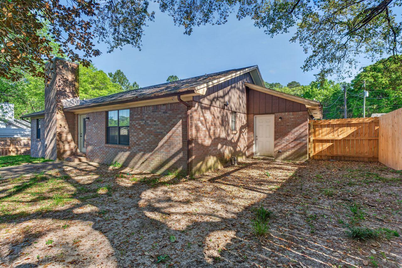 121 Campbell Avenue Crestview FL 32536