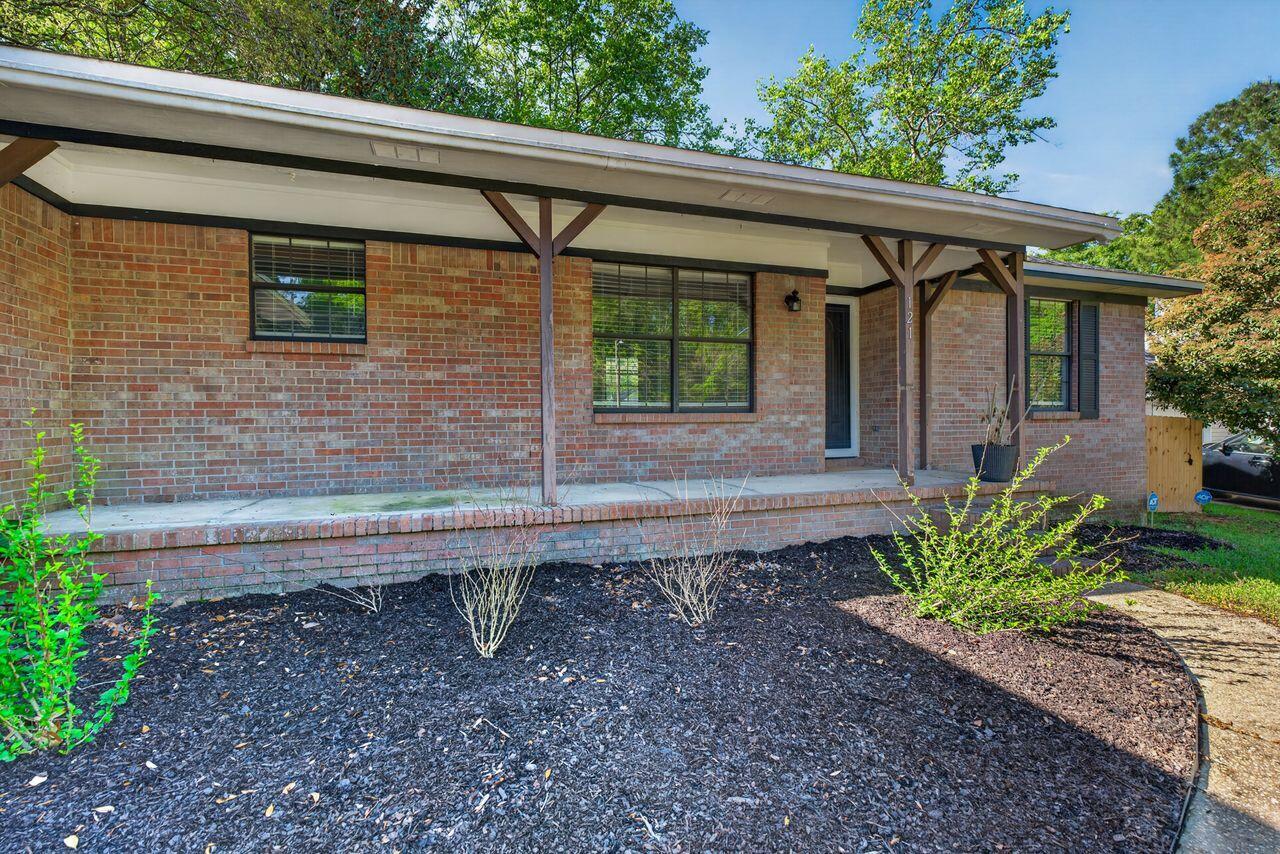 121 Campbell Avenue Crestview FL 32536