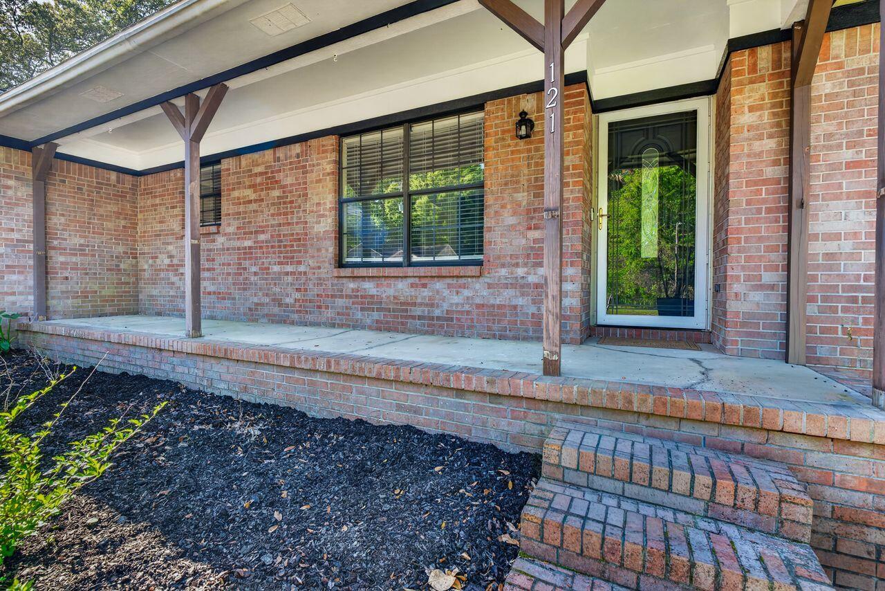 121 Campbell Avenue Crestview FL 32536