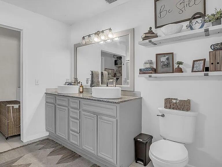 9435 E River Drive Navarre FL 32566