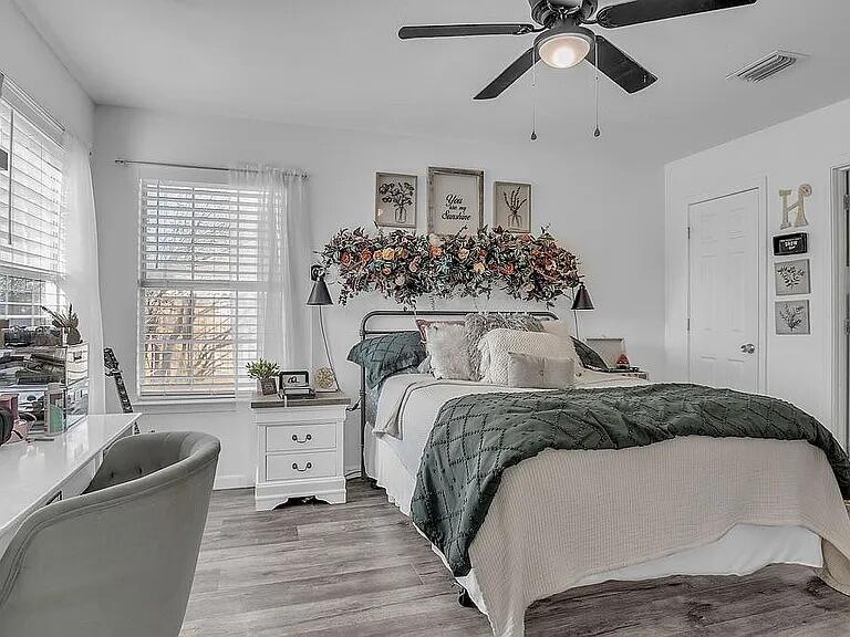 9435 E River Drive Navarre FL 32566