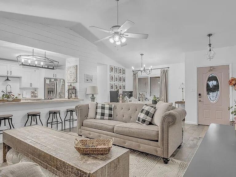 9435 E River Drive Navarre FL 32566