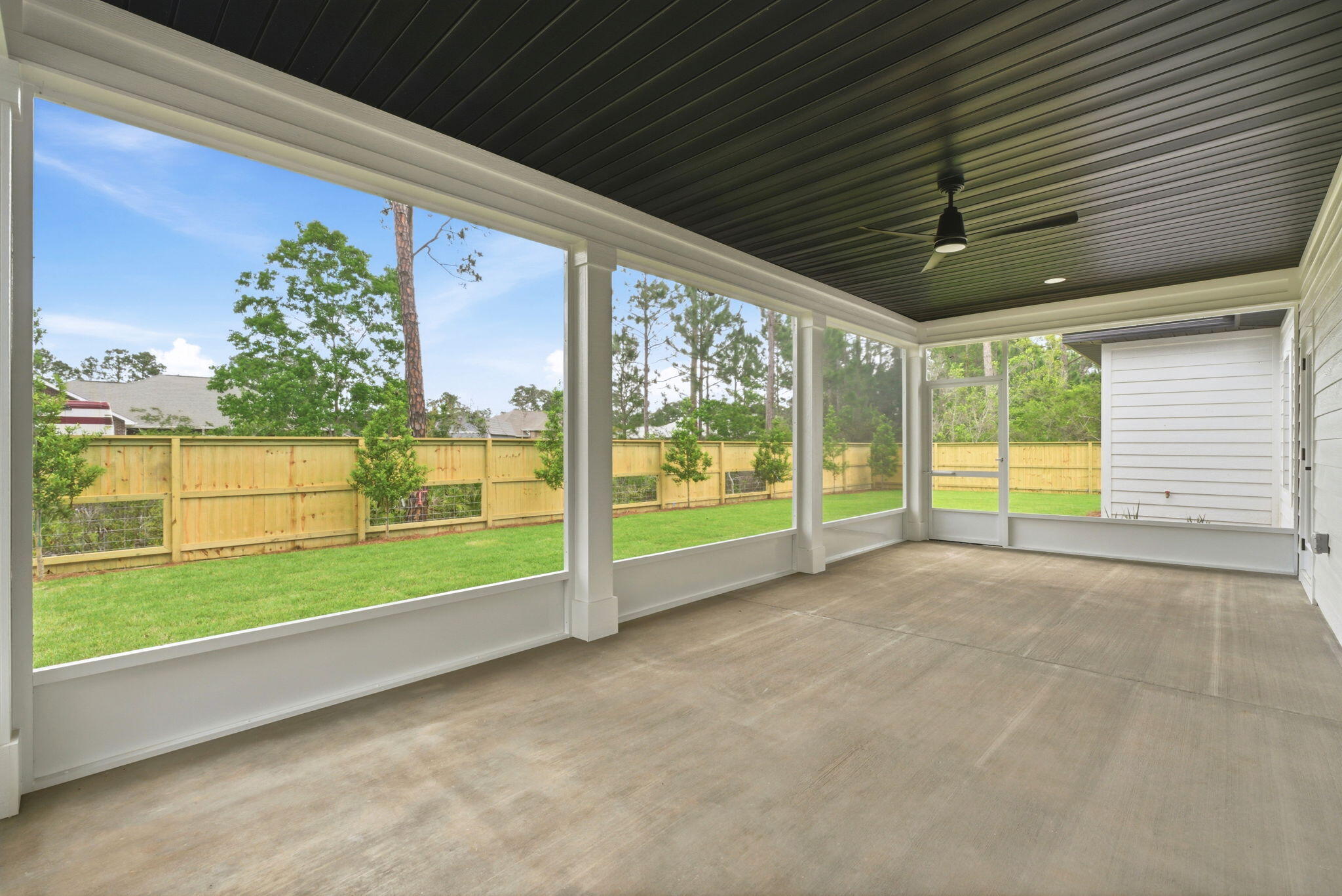 8756 Sand Pine Drive Navarre FL 32566