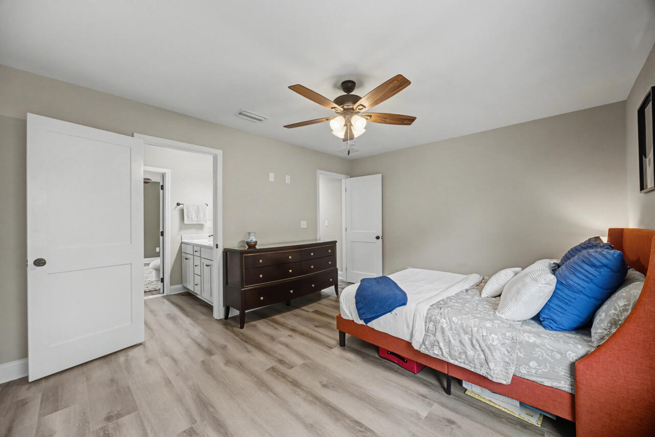 61B 9th Avenue Shalimar FL 32579