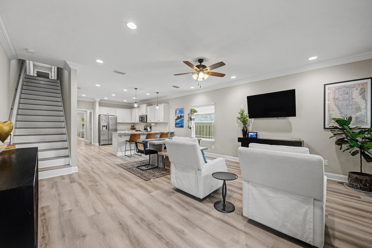 61B 9th Avenue Shalimar FL 32579