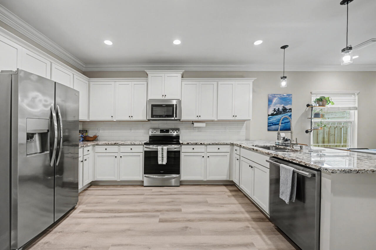 61B 9th Avenue Shalimar FL 32579
