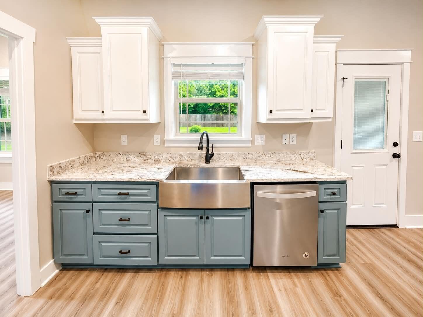 8195 Shooter Lane Laurel Hill FL 32567