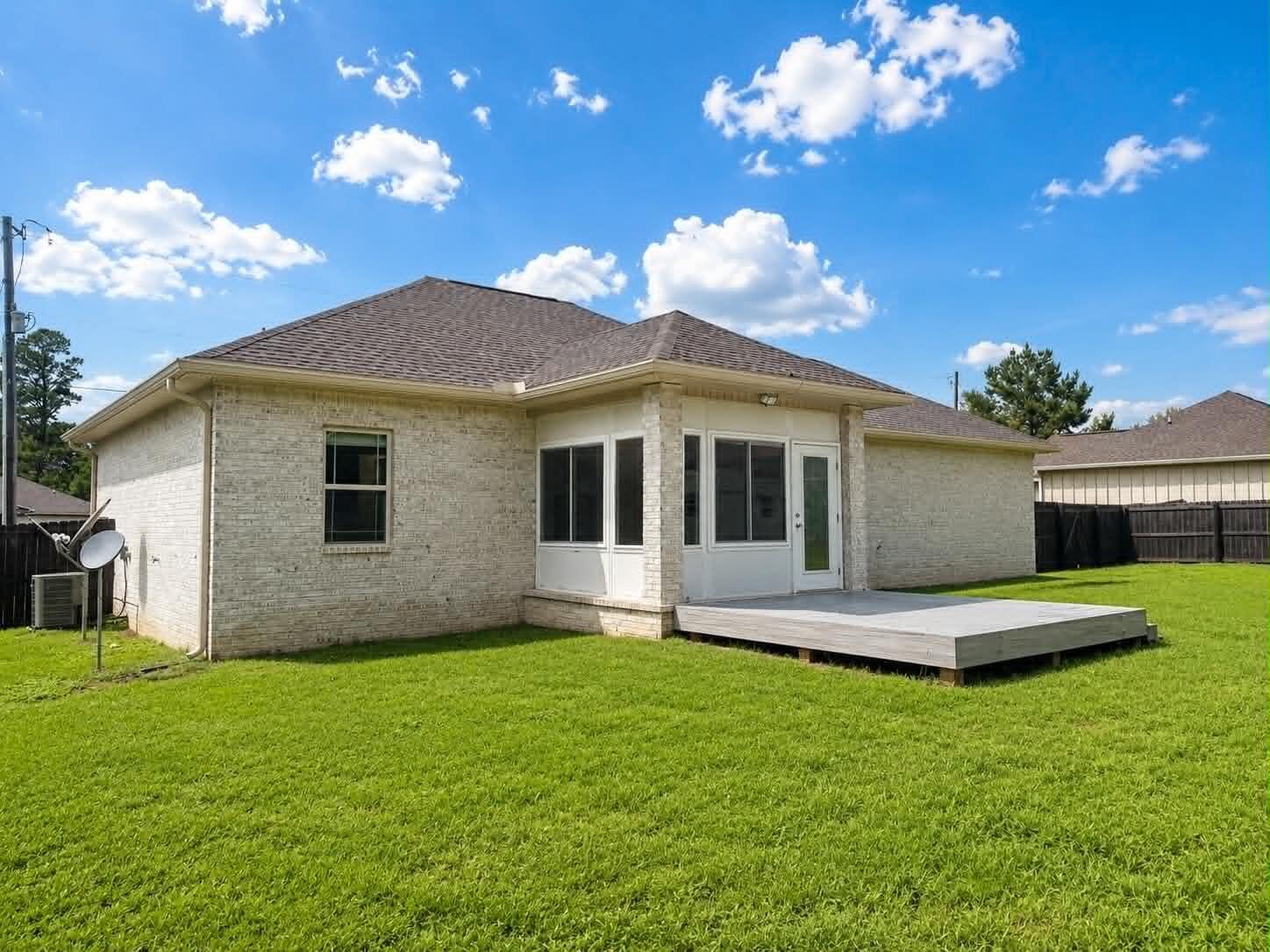 8195 Shooter Lane Laurel Hill FL 32567