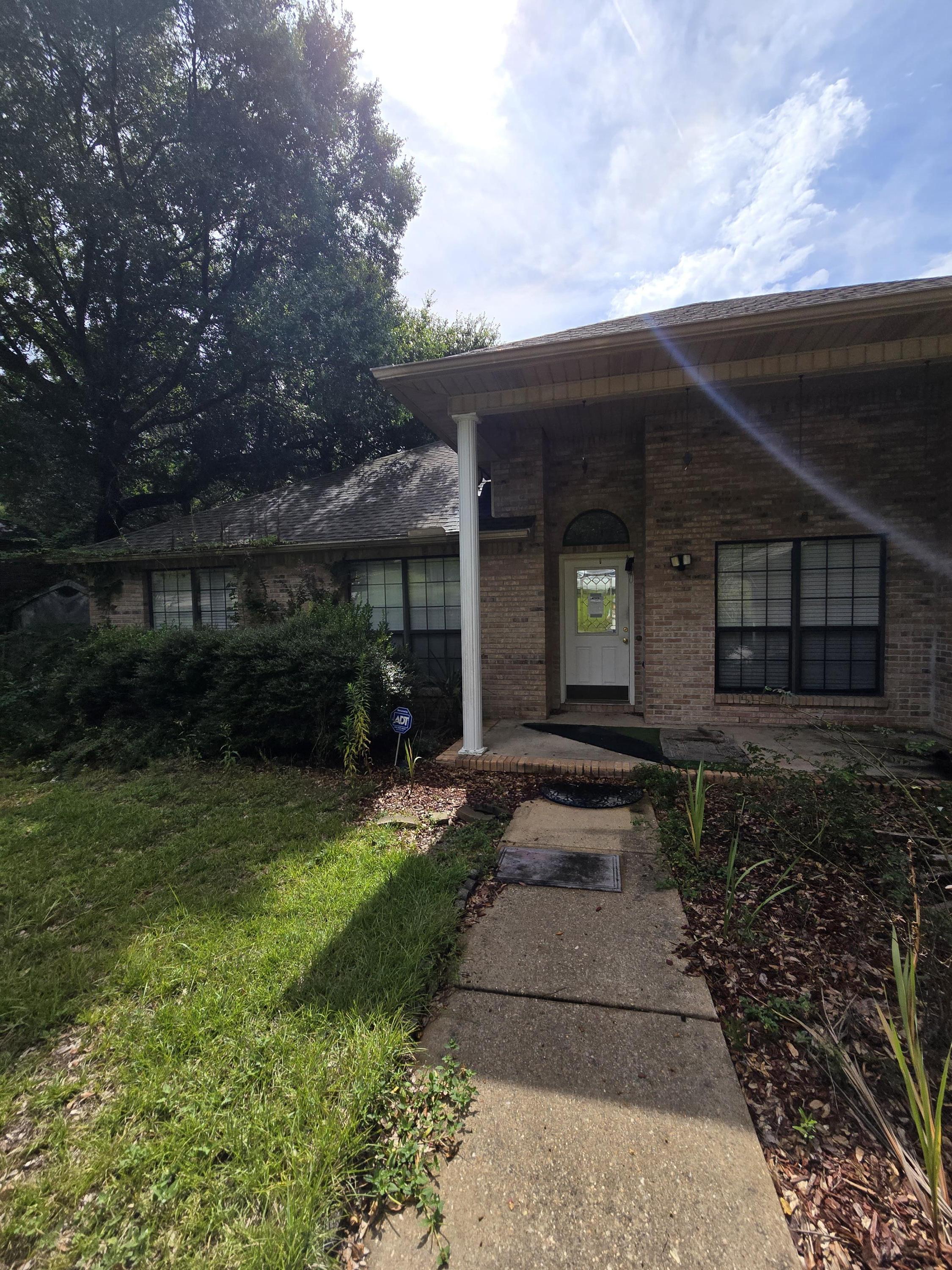 Crestview FL, 121 Mohawk Trail