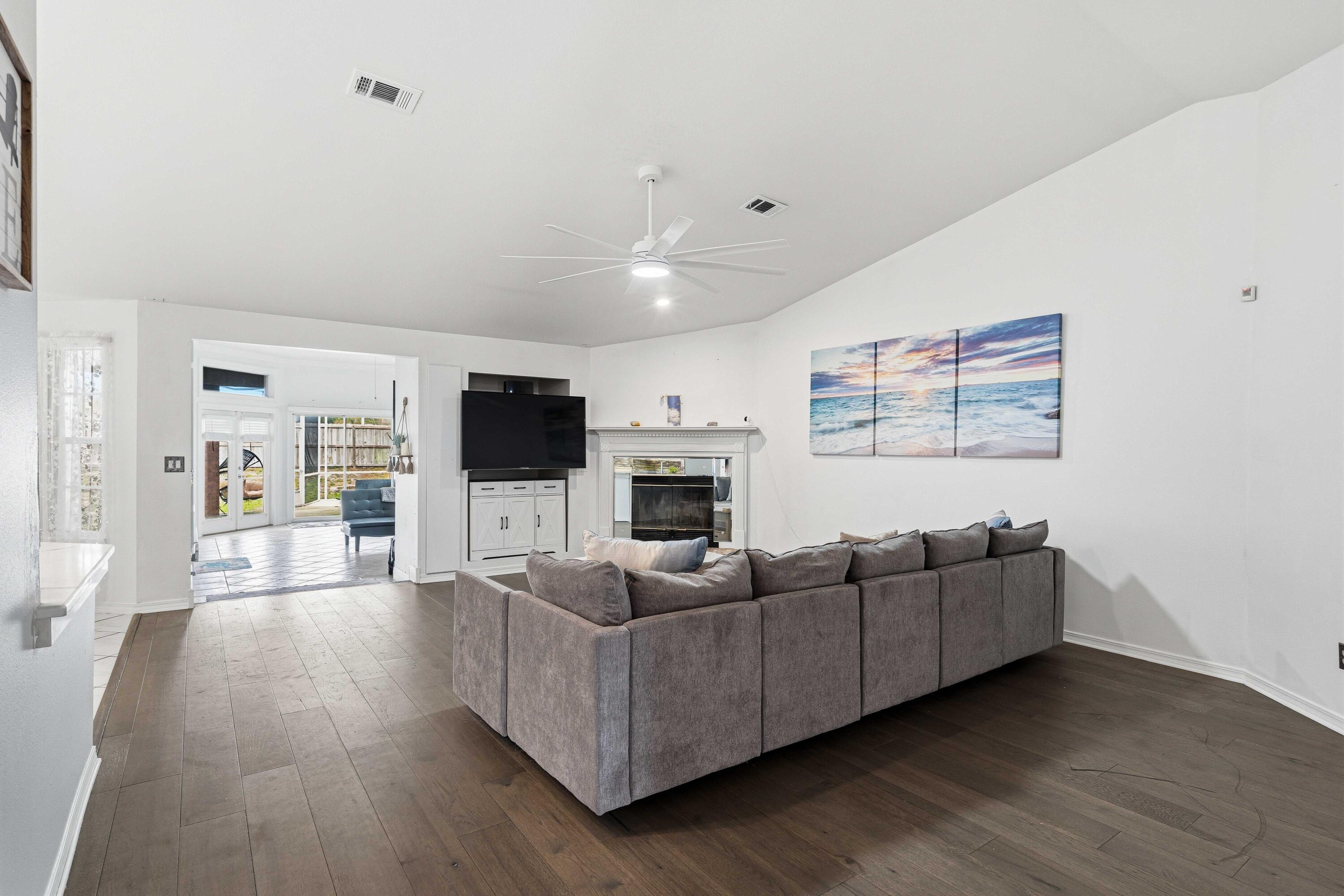 1929 Jessica Way Navarre FL 32566