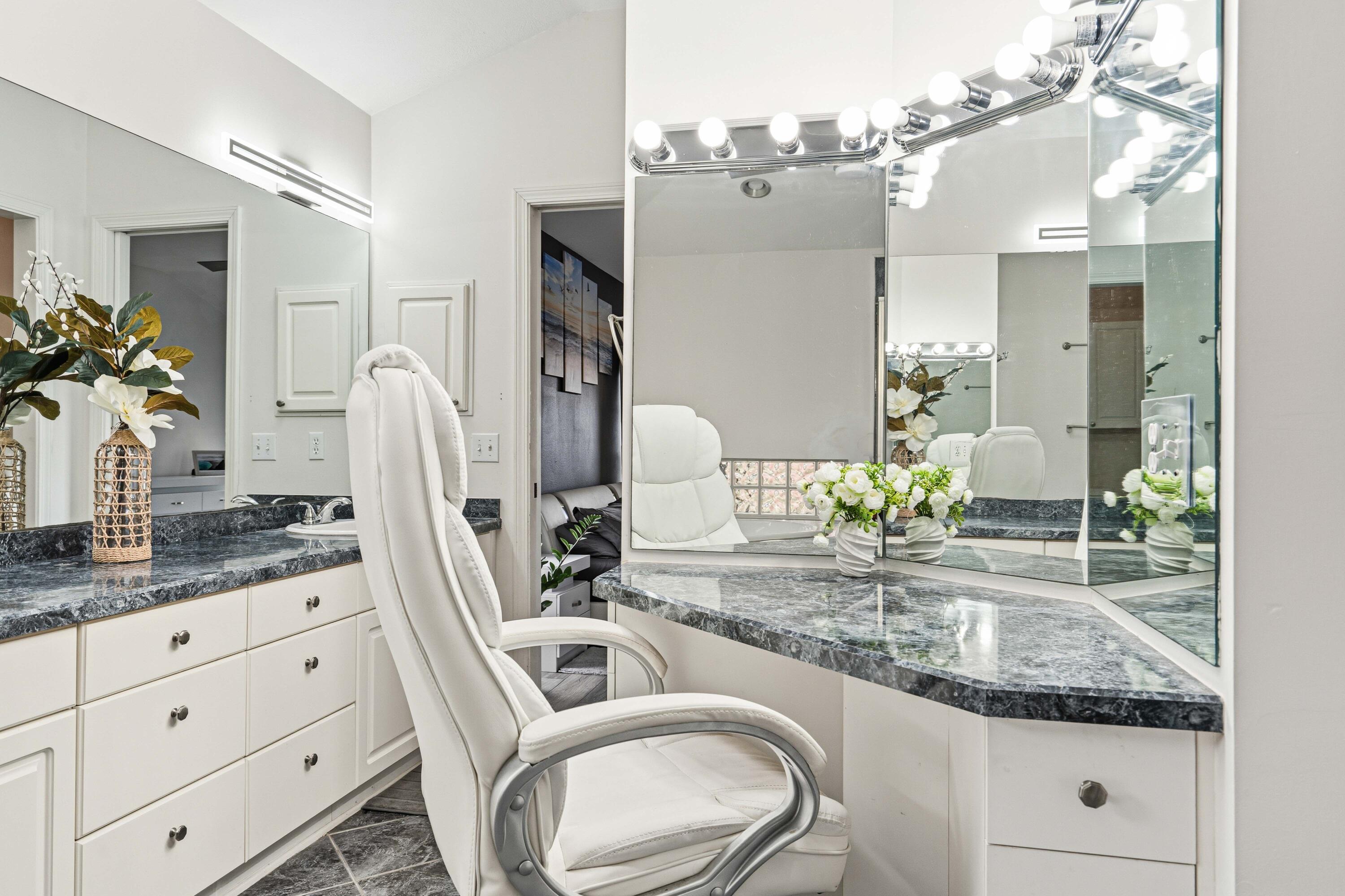 1929 Jessica Way Navarre FL 32566