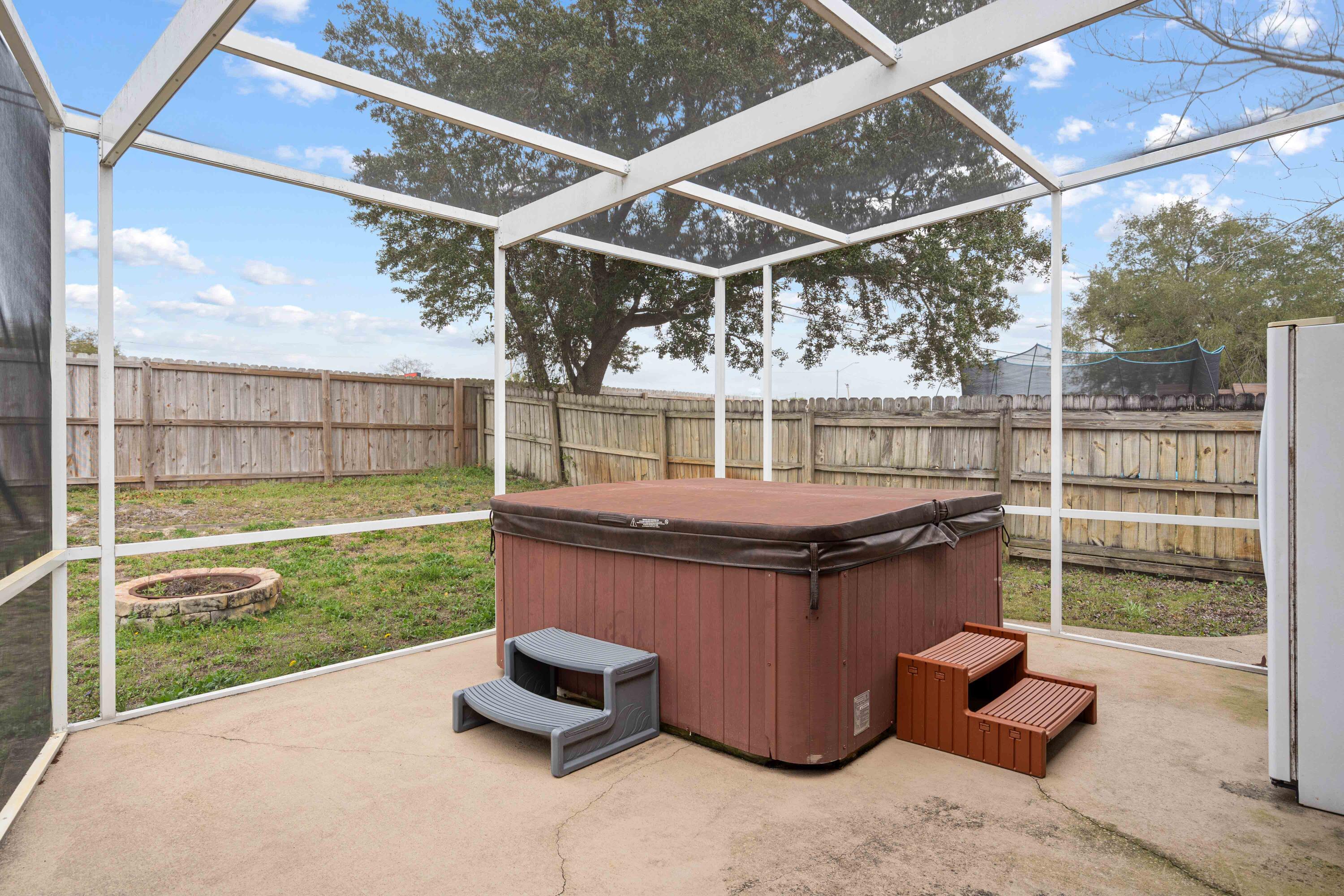 1929 Jessica Way Navarre FL 32566