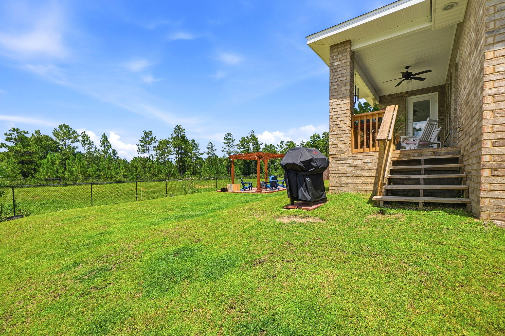 6071 Walk Along Way Crestview FL 32536