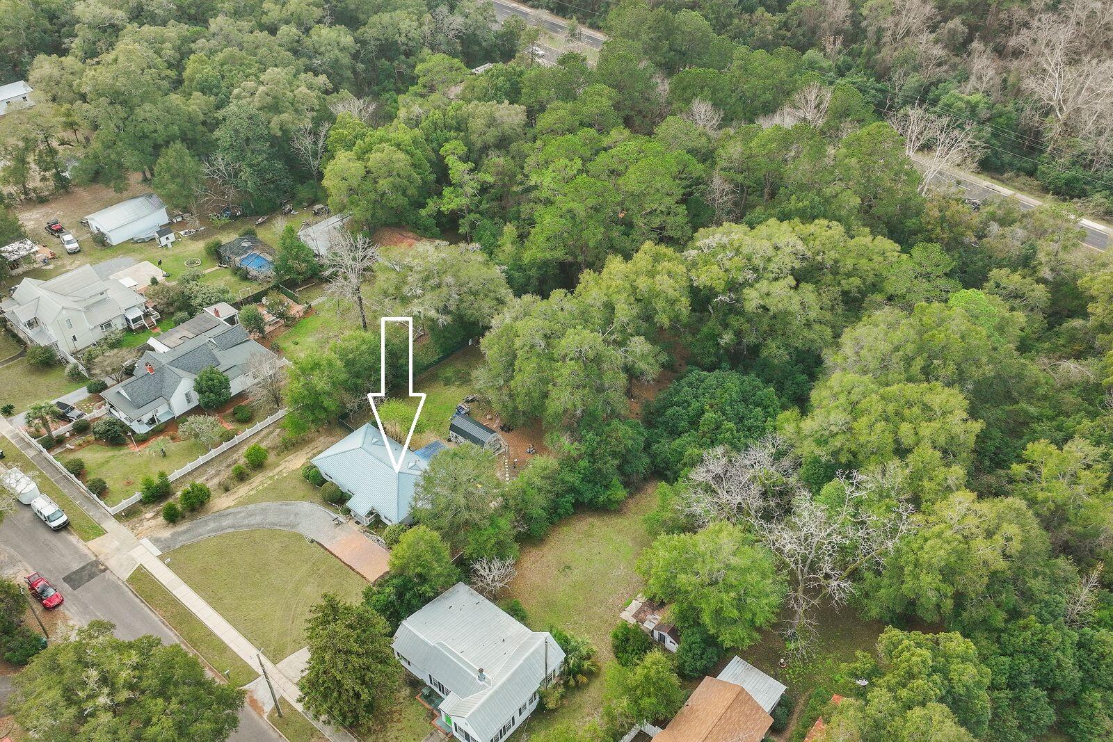 164 S 13th Street Defuniak Springs FL 32435