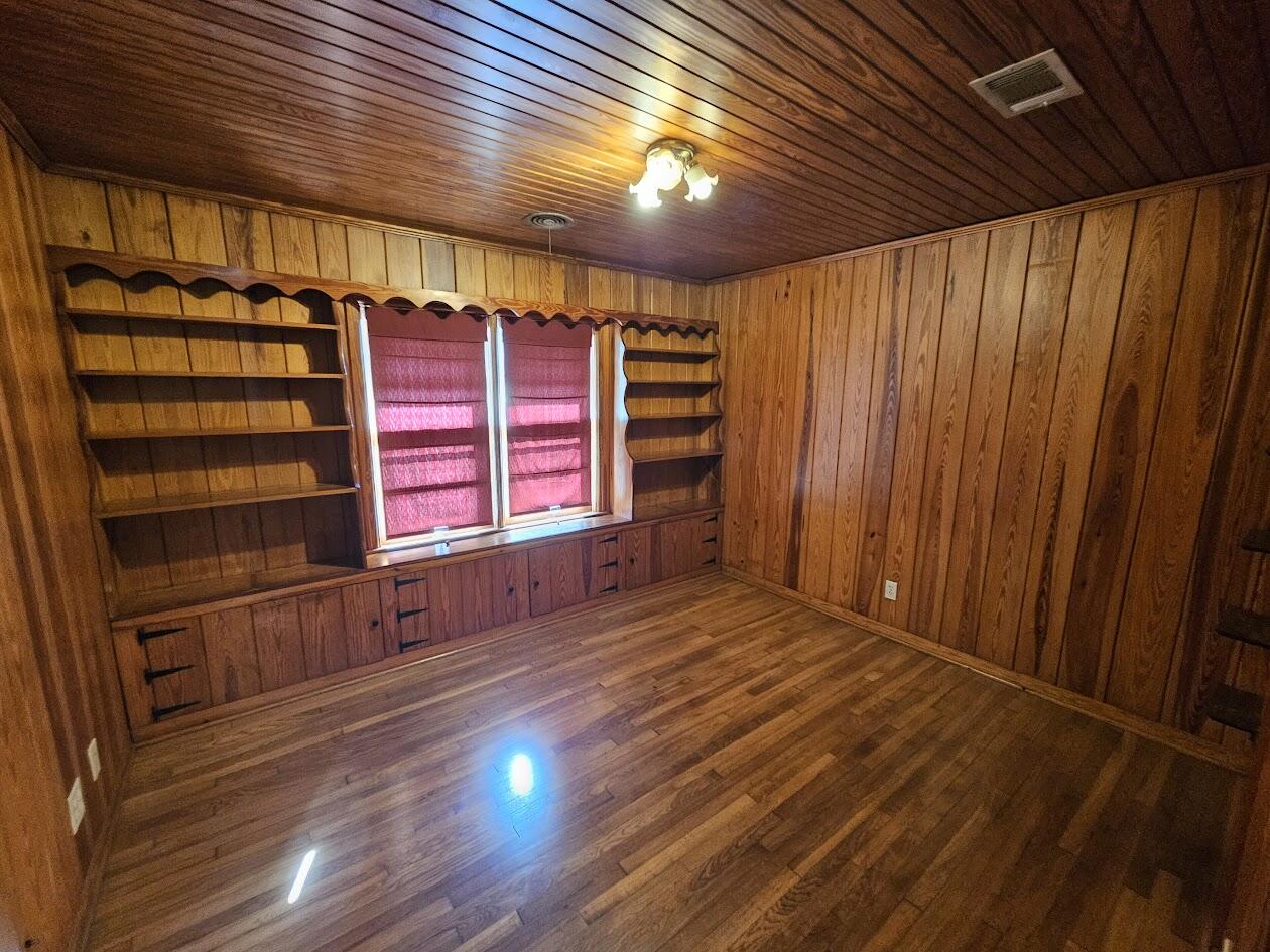 164 S 13th Street Defuniak Springs FL 32435