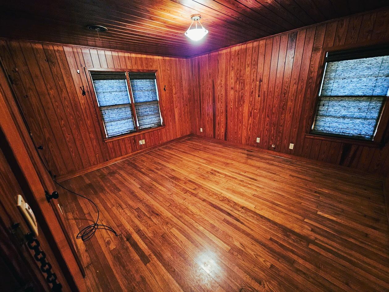 164 S 13th Street Defuniak Springs FL 32435