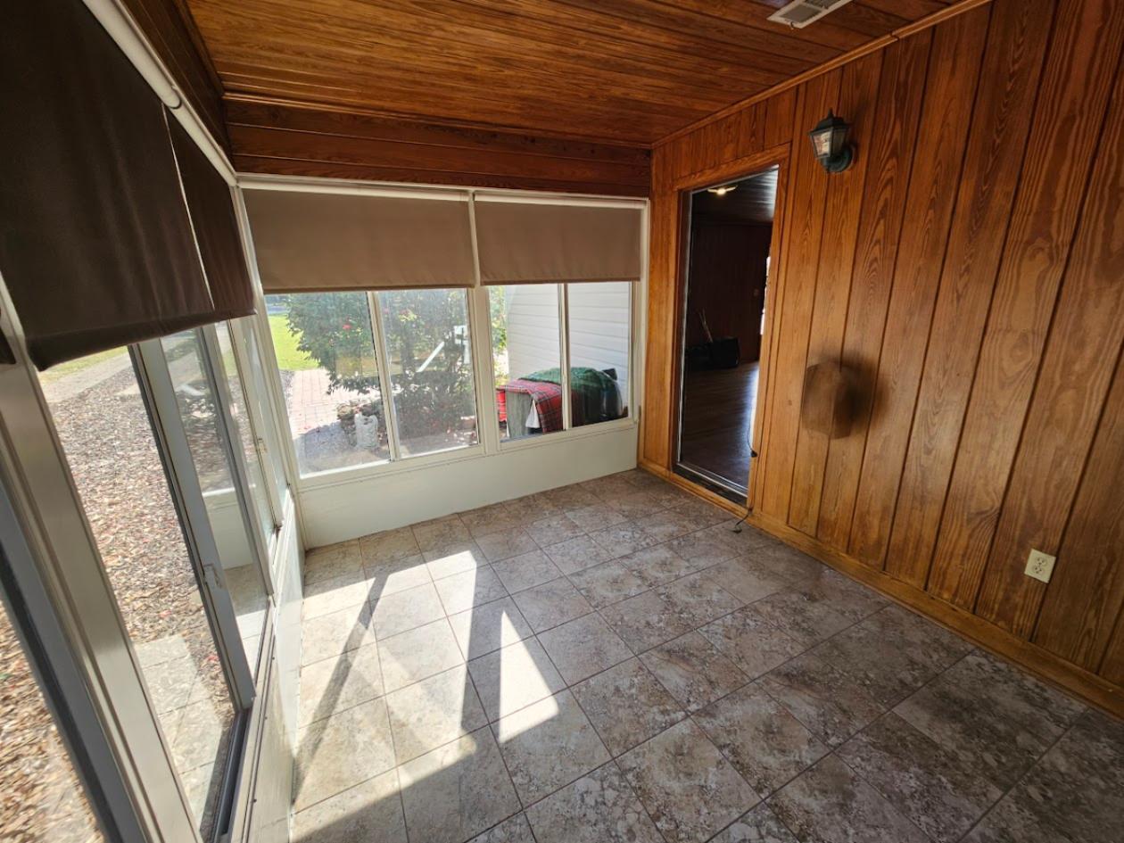 164 S 13th Street Defuniak Springs FL 32435
