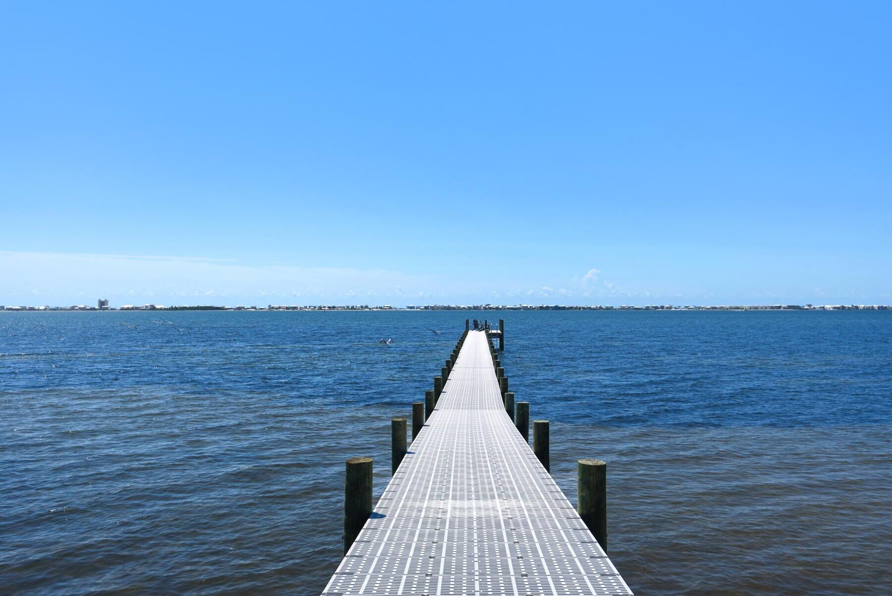 7703 Freesia Circle Navarre FL 32566