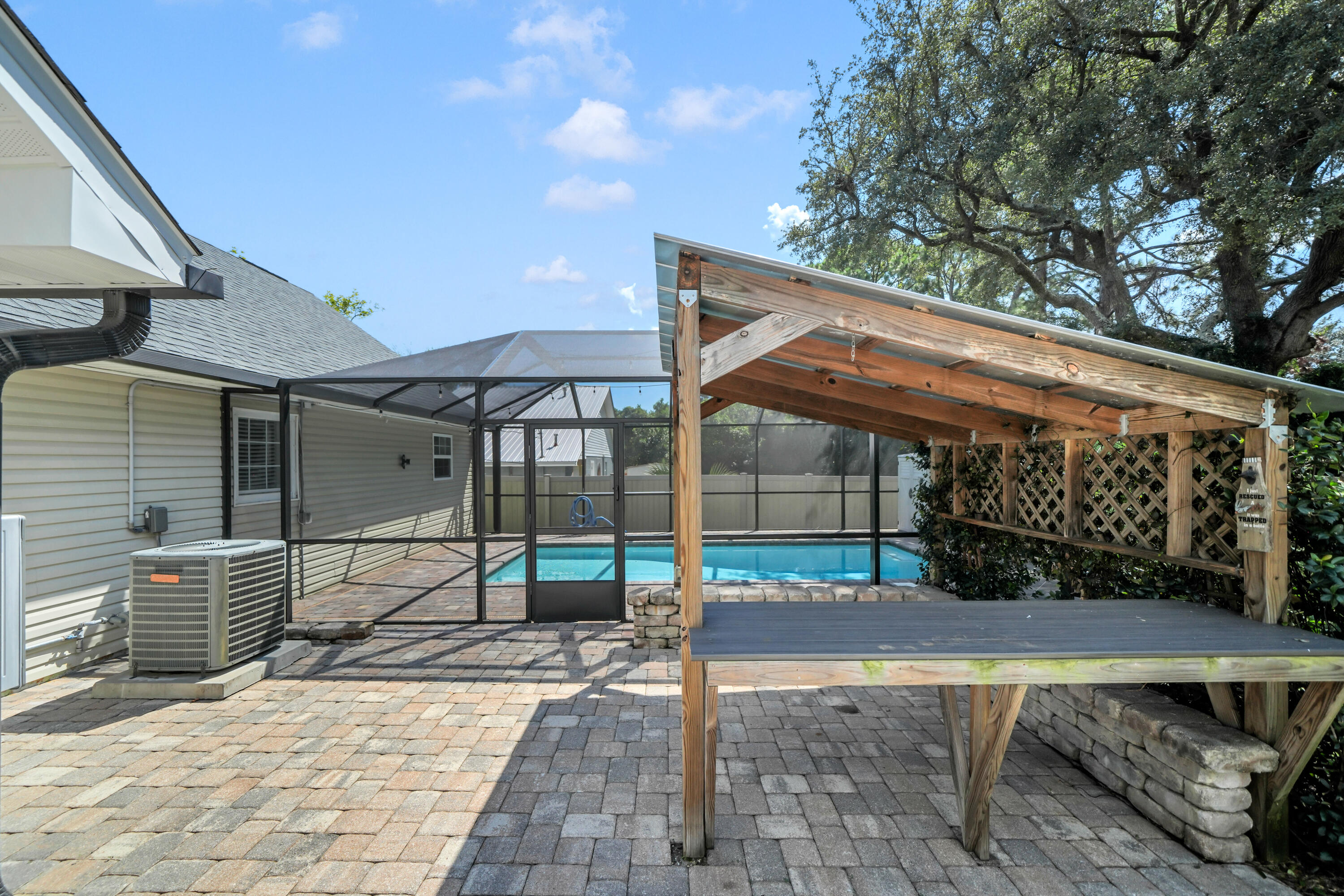 48 NE Nebraska Avenue Fort Walton Beach FL 32548