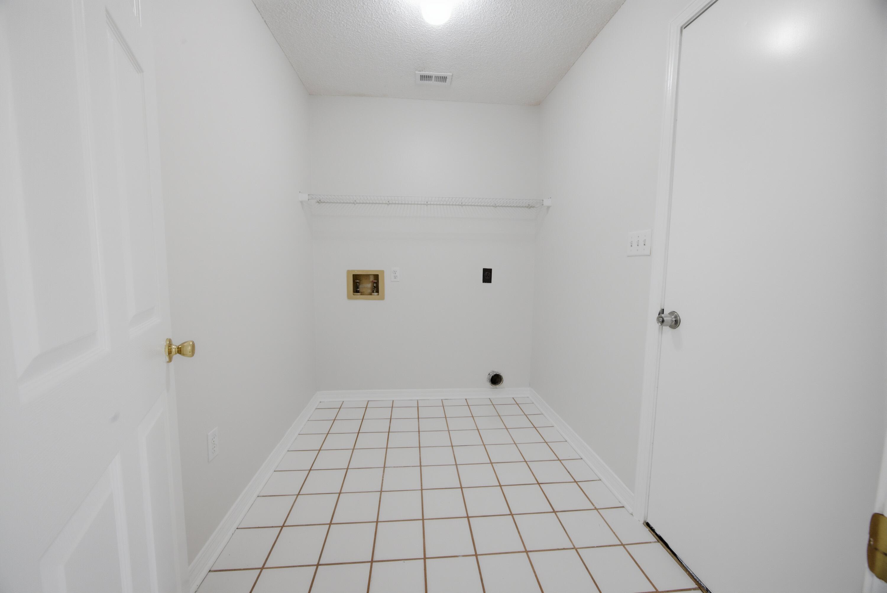 2812 Lee Trevino Court Shalimar FL 32579