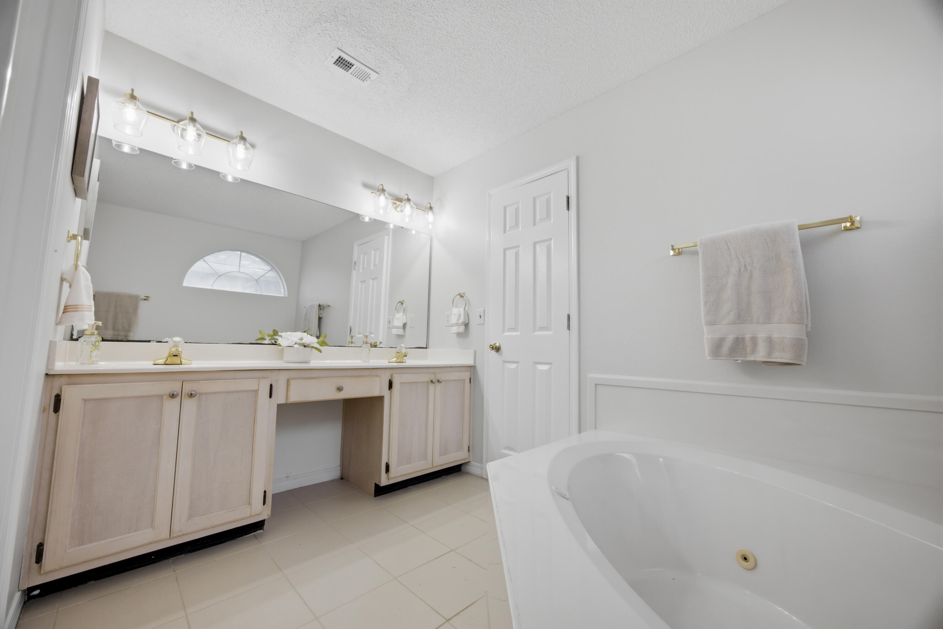 2812 Lee Trevino Court Shalimar FL 32579