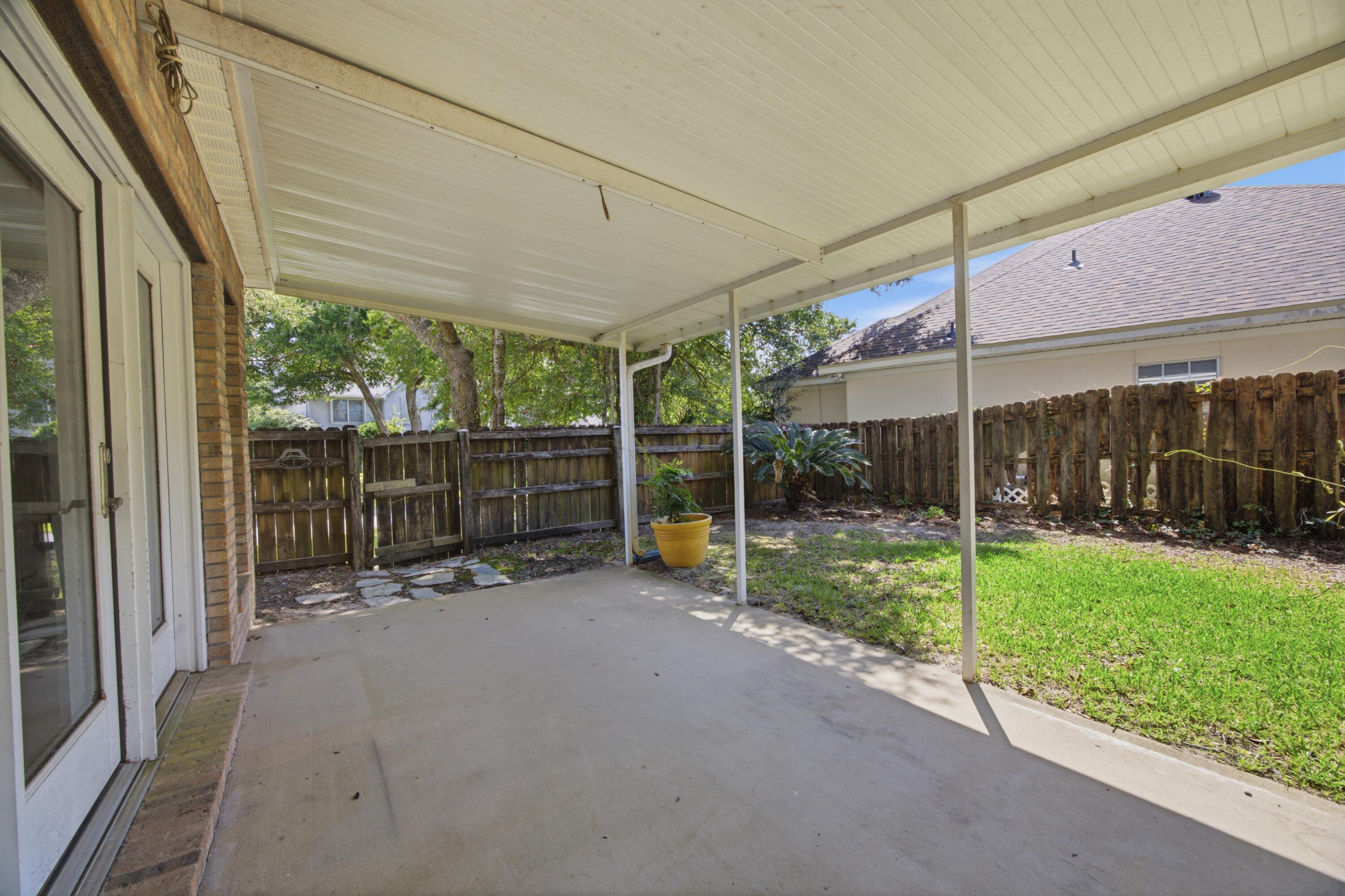 2812 Lee Trevino Court Shalimar FL 32579