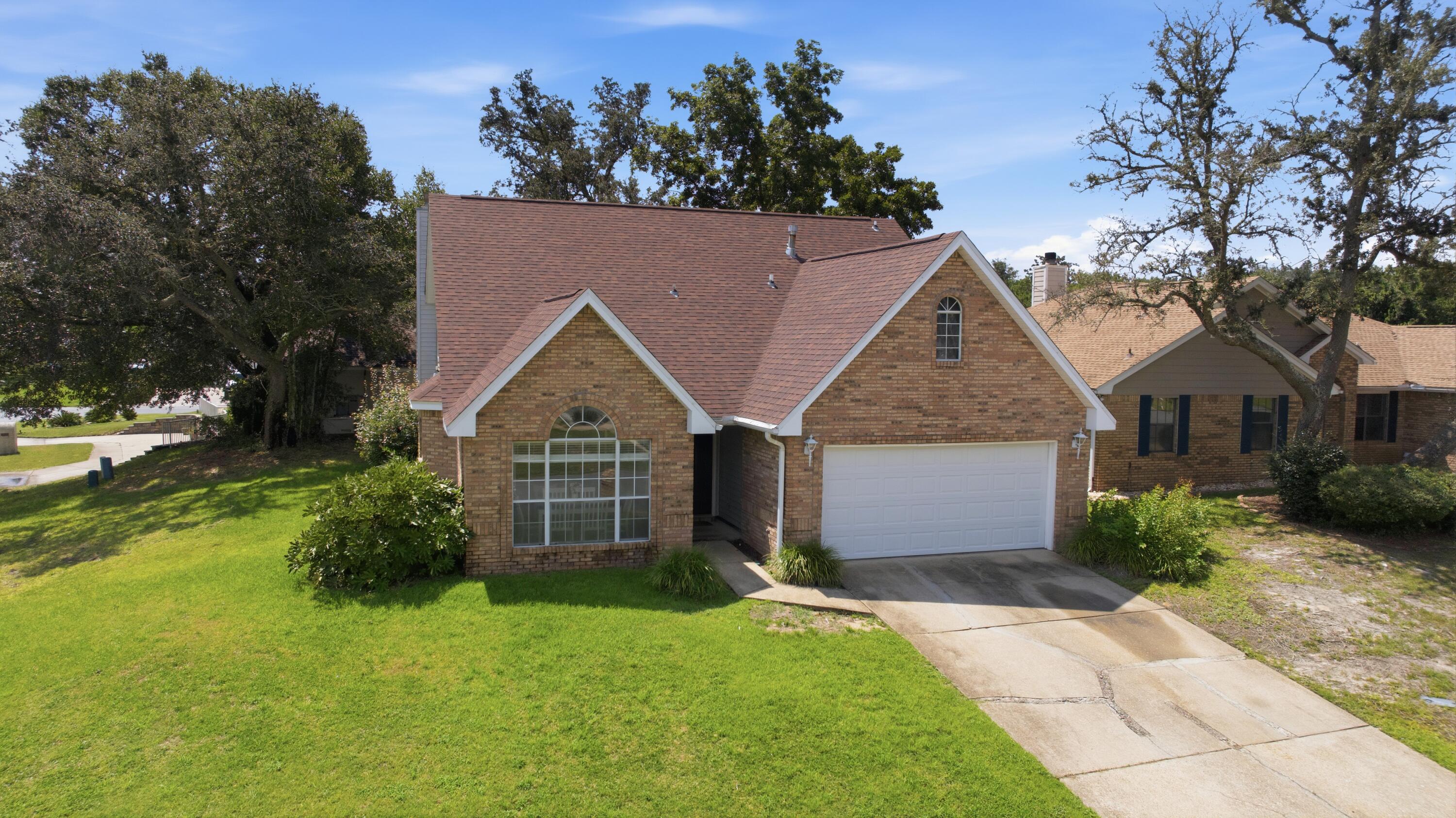 2812 Lee Trevino Court Shalimar FL 32579