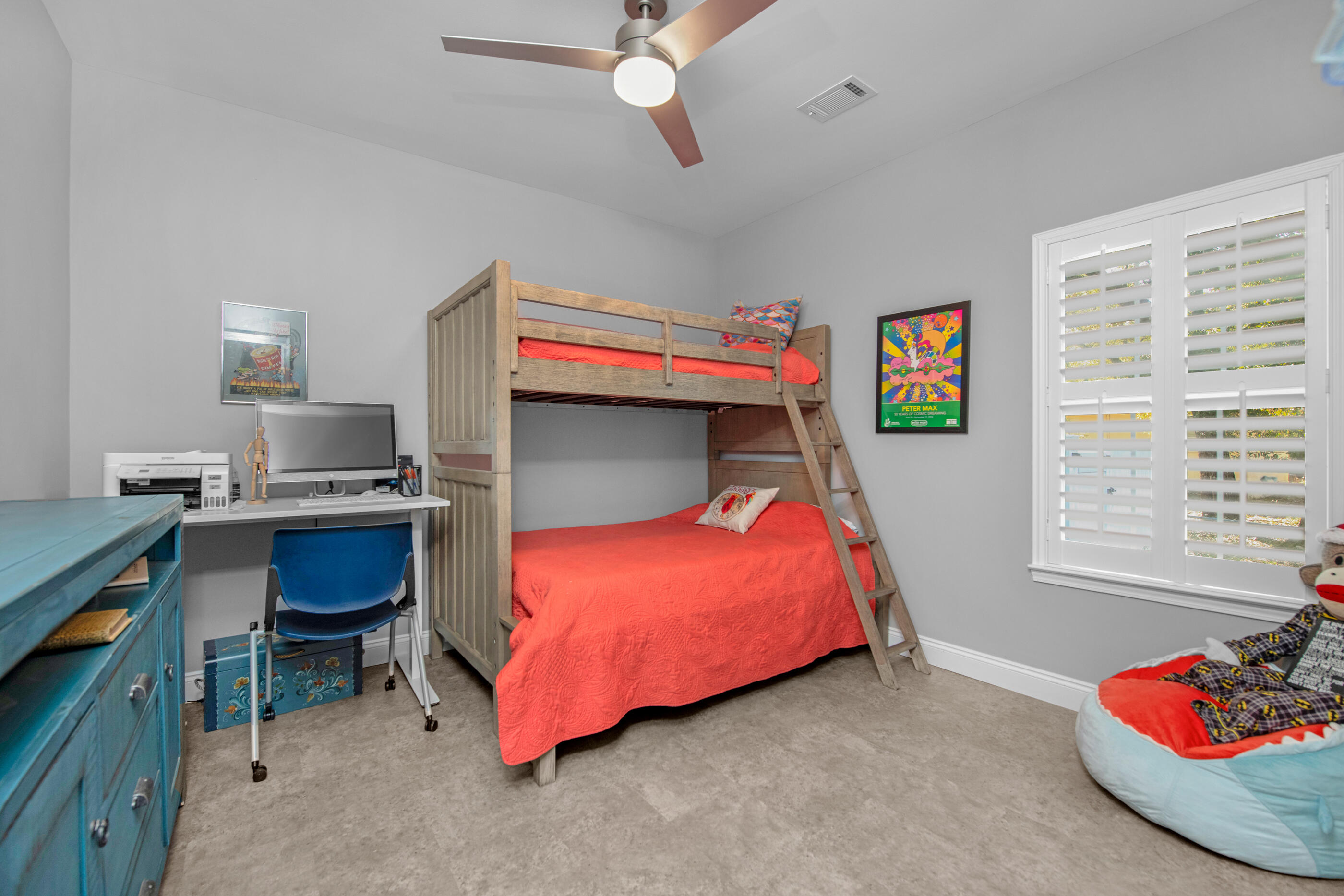 342 Eastern Street Freeport FL 32439