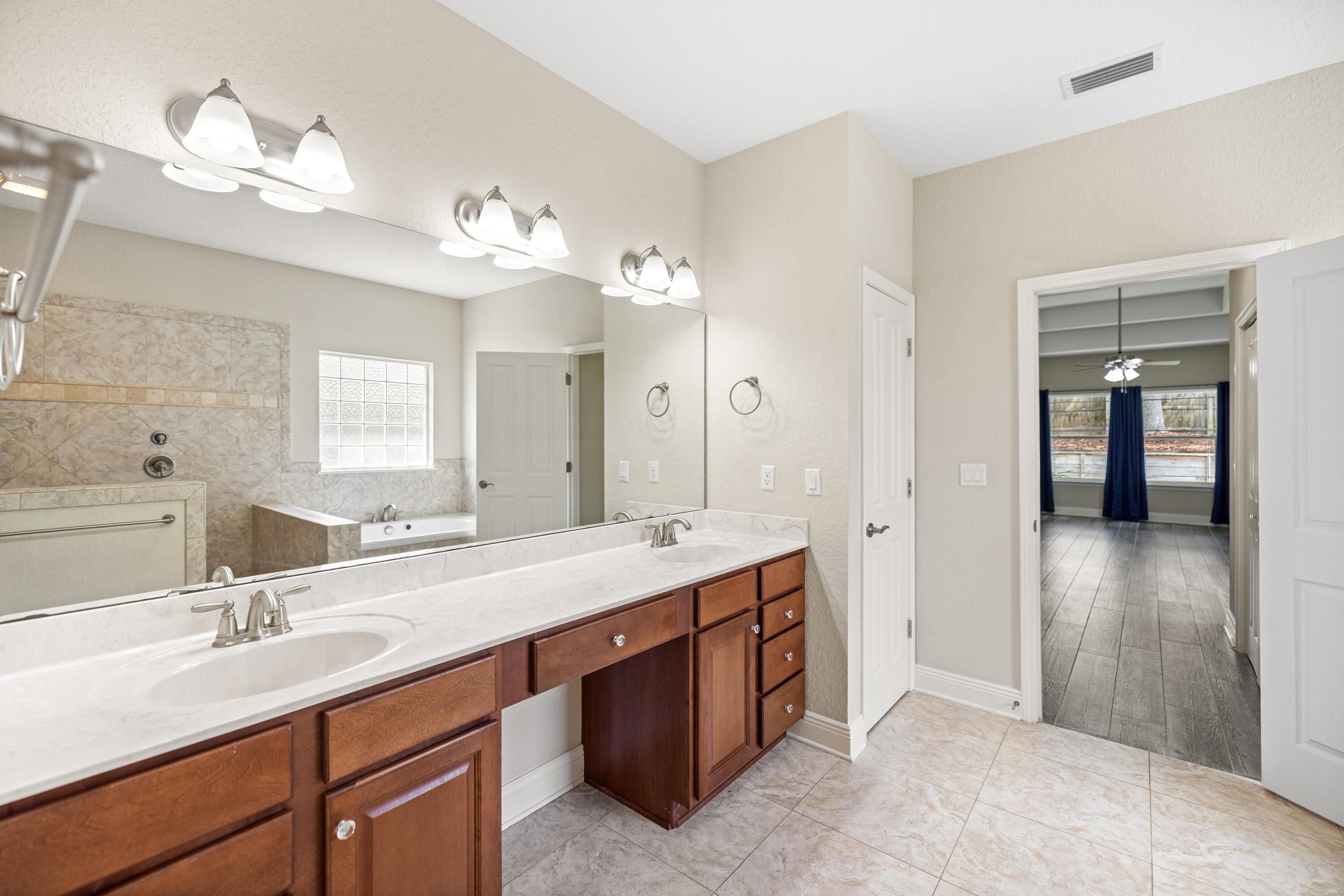 335 Grove Park Drive Niceville FL 32578
