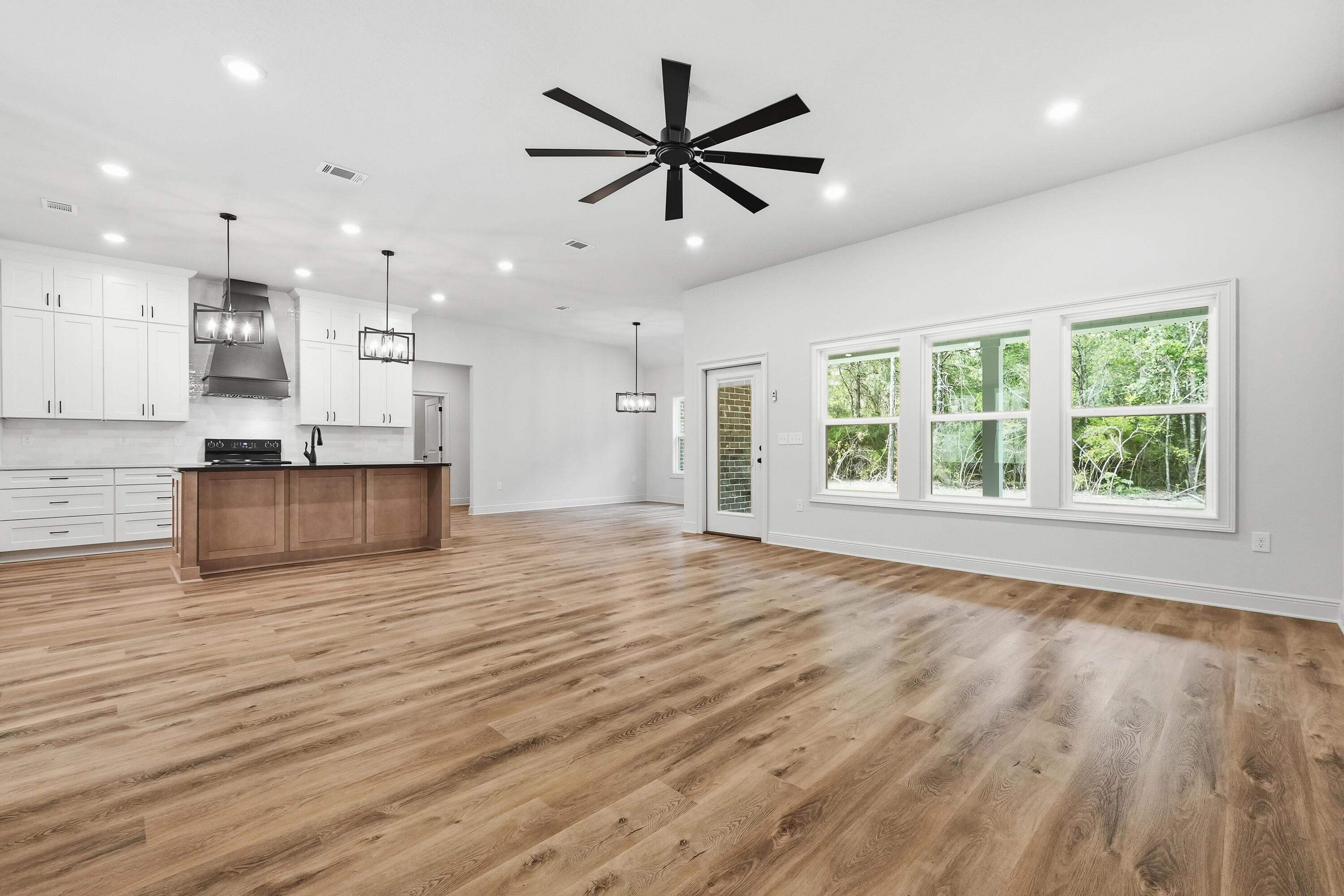 4371 Cooper Lane Holt FL 32564