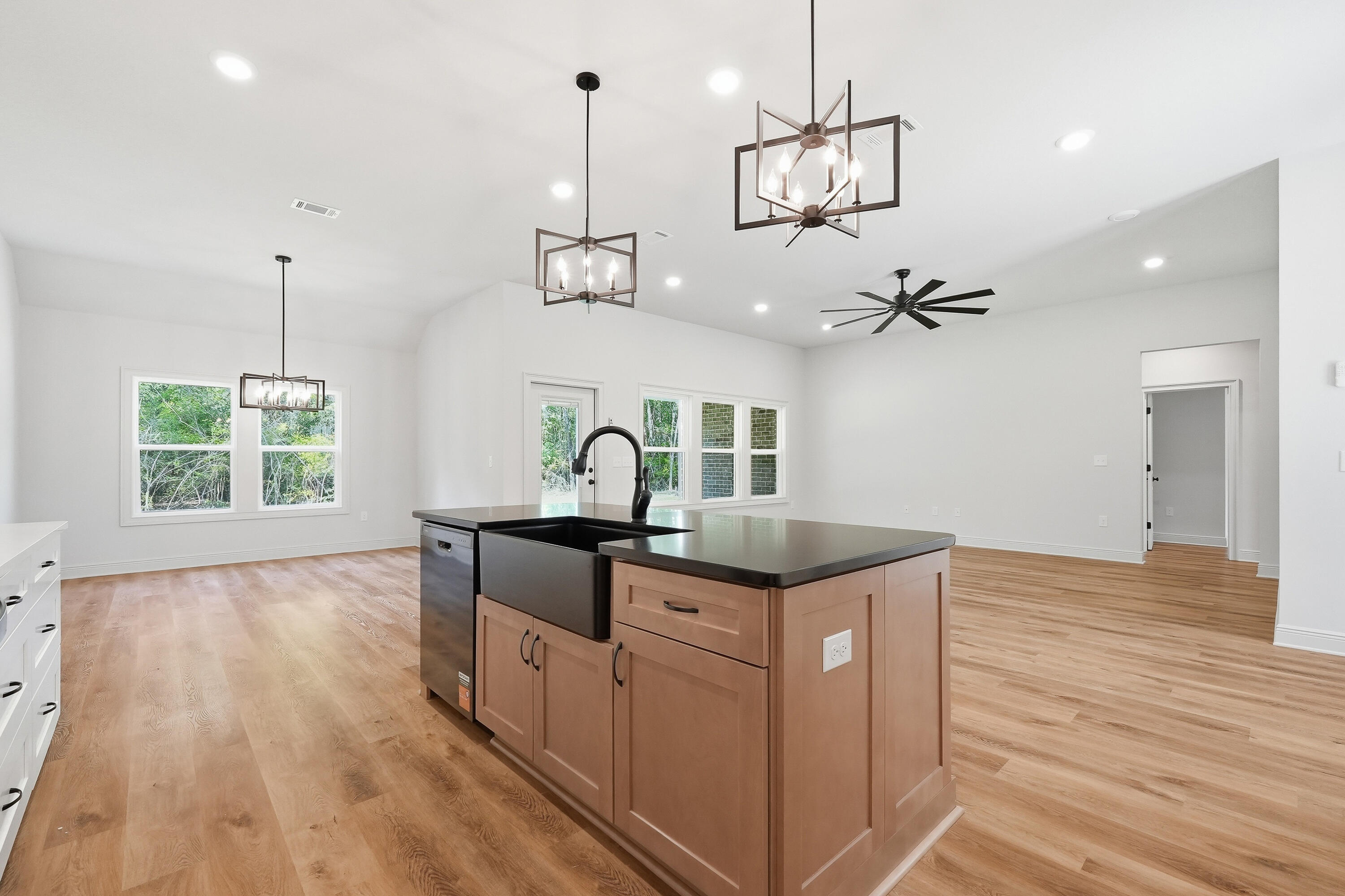 4371 Cooper Lane Holt FL 32564