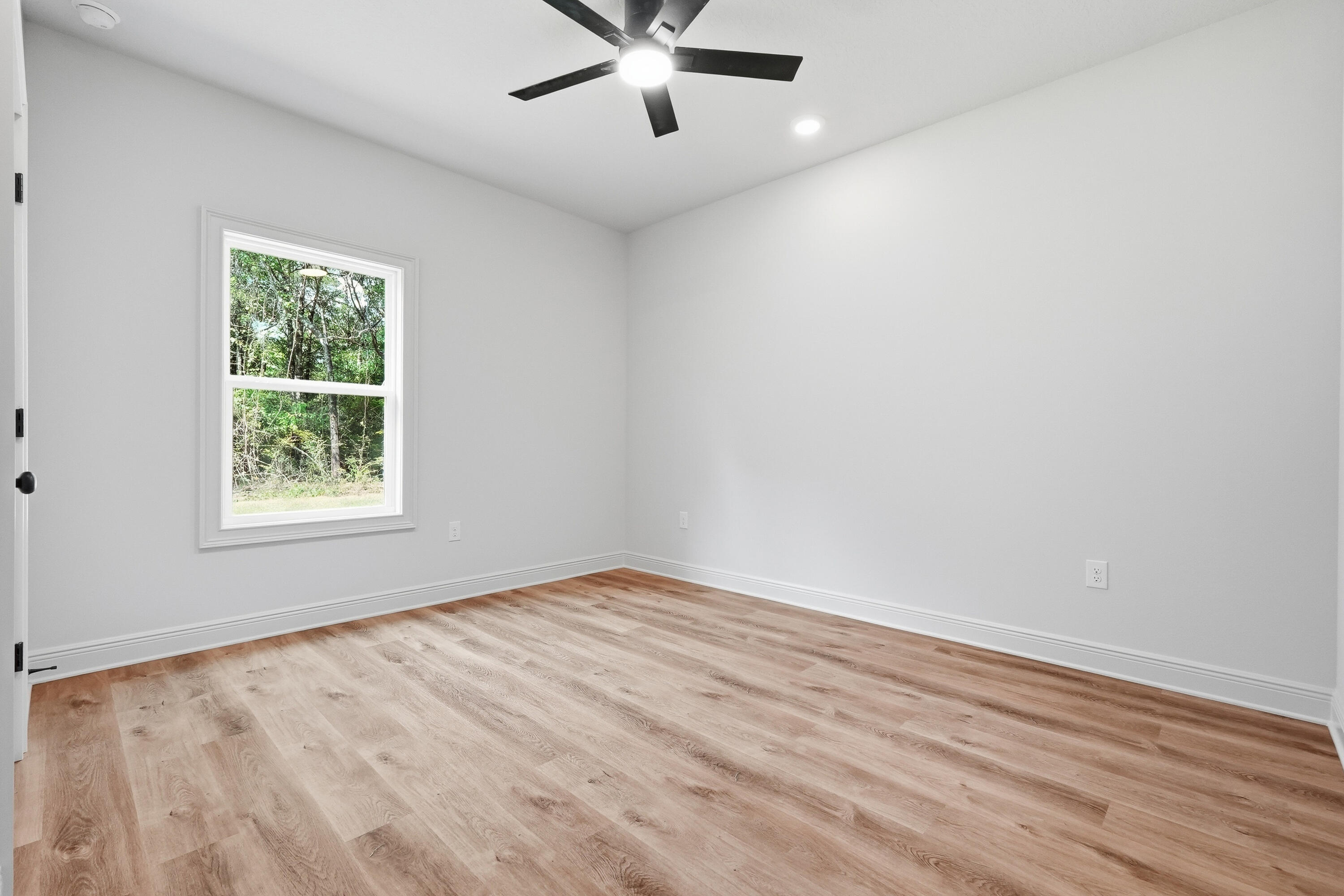 4371 Cooper Lane Holt FL 32564
