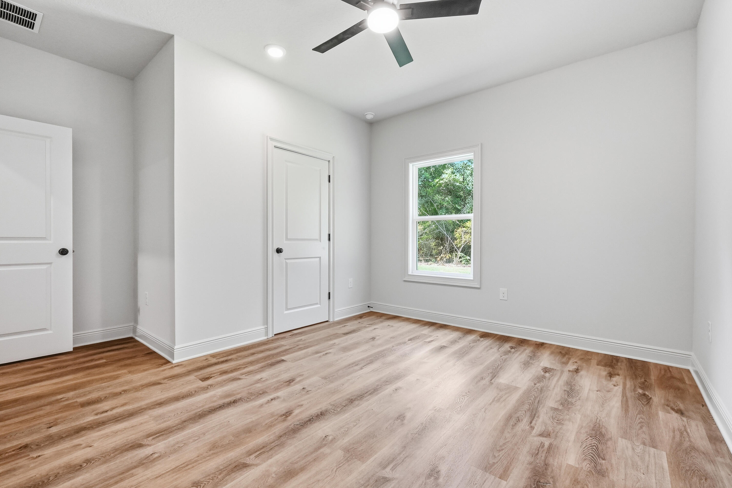 4371 Cooper Lane Holt FL 32564