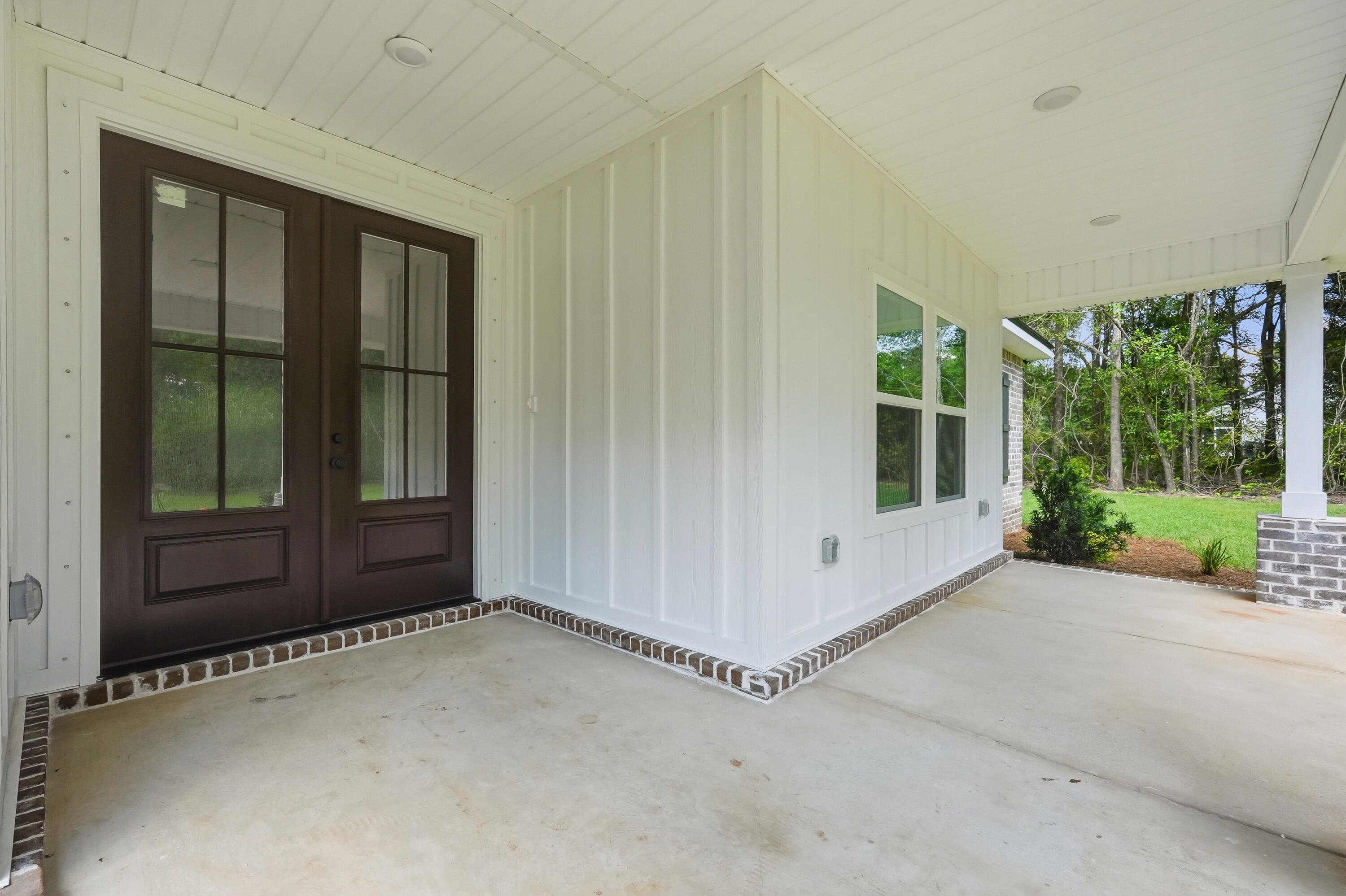 4371 Cooper Lane Holt FL 32564