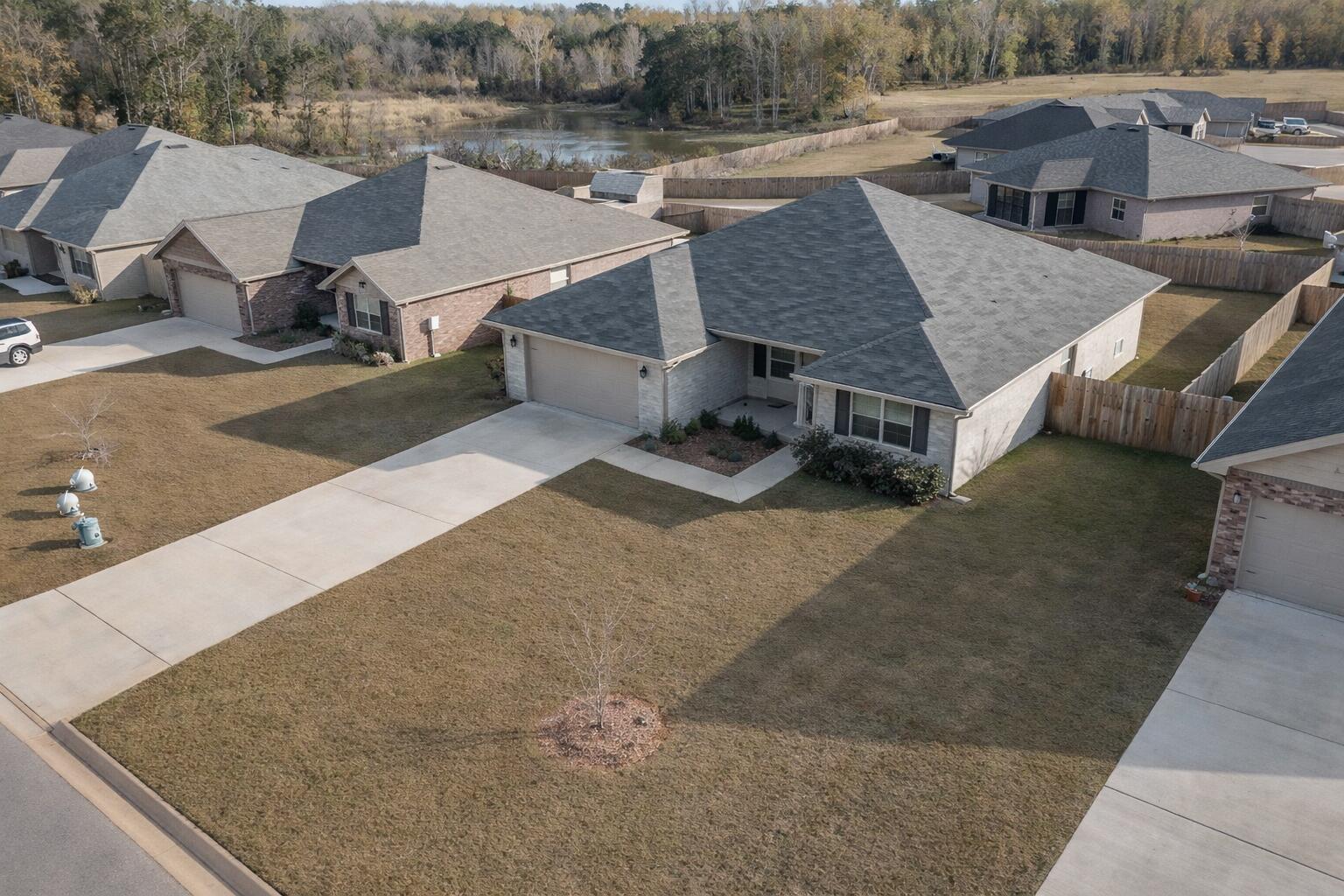 5839 Crestlake Drive Crestview FL 32536