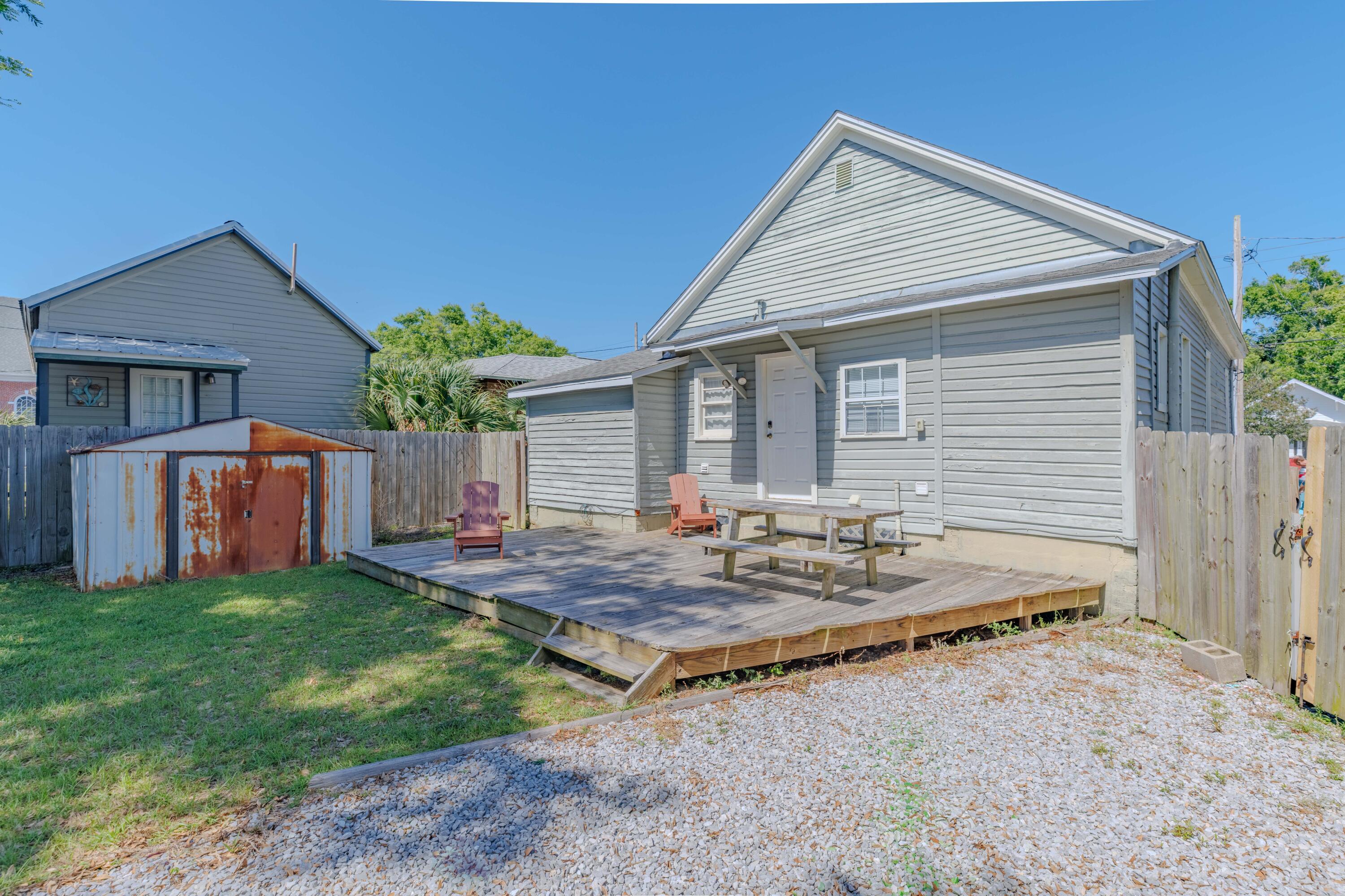 517 N Alcaniz Street Pensacola FL 32501