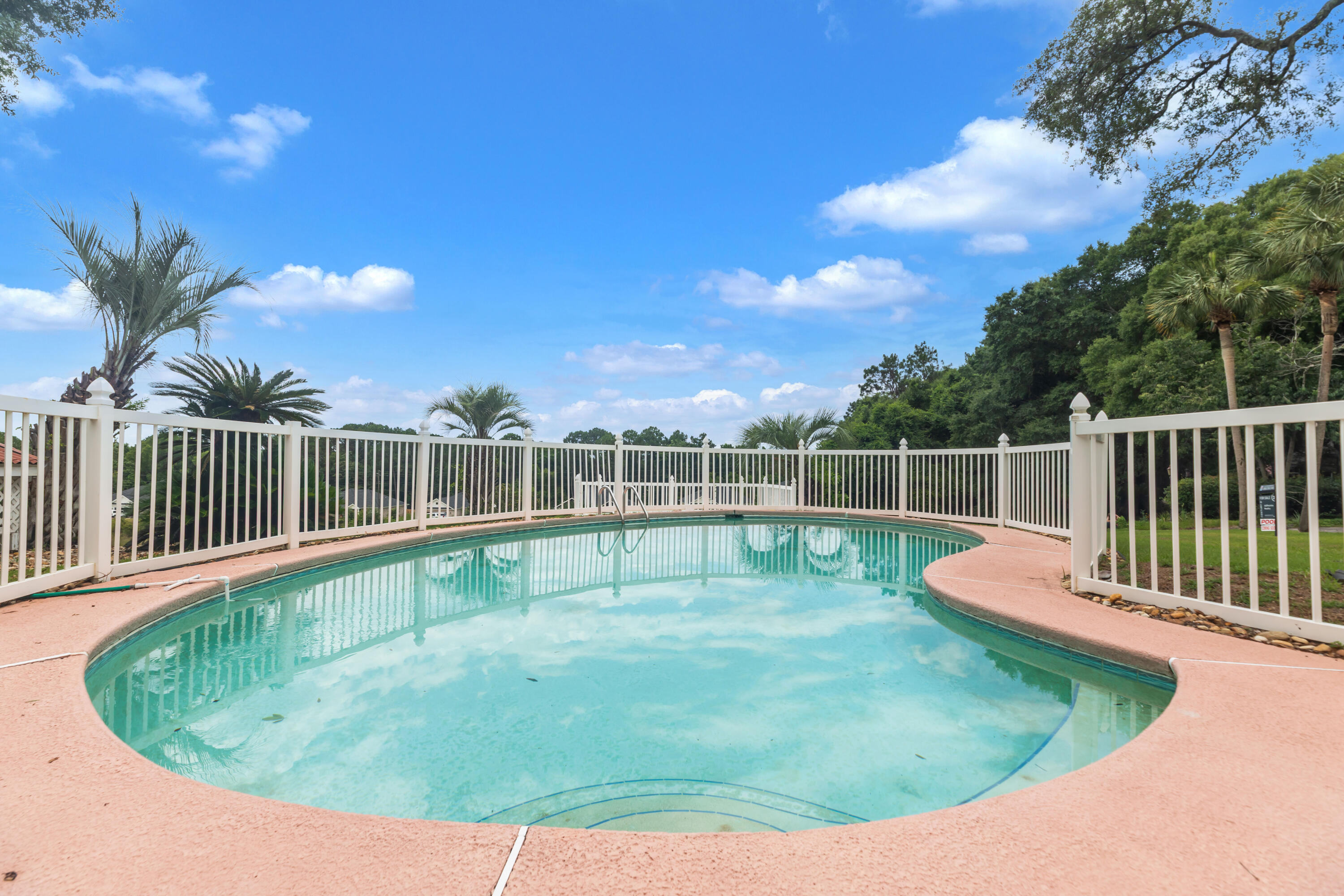 2765 Savannah Lane Crestview FL 32539