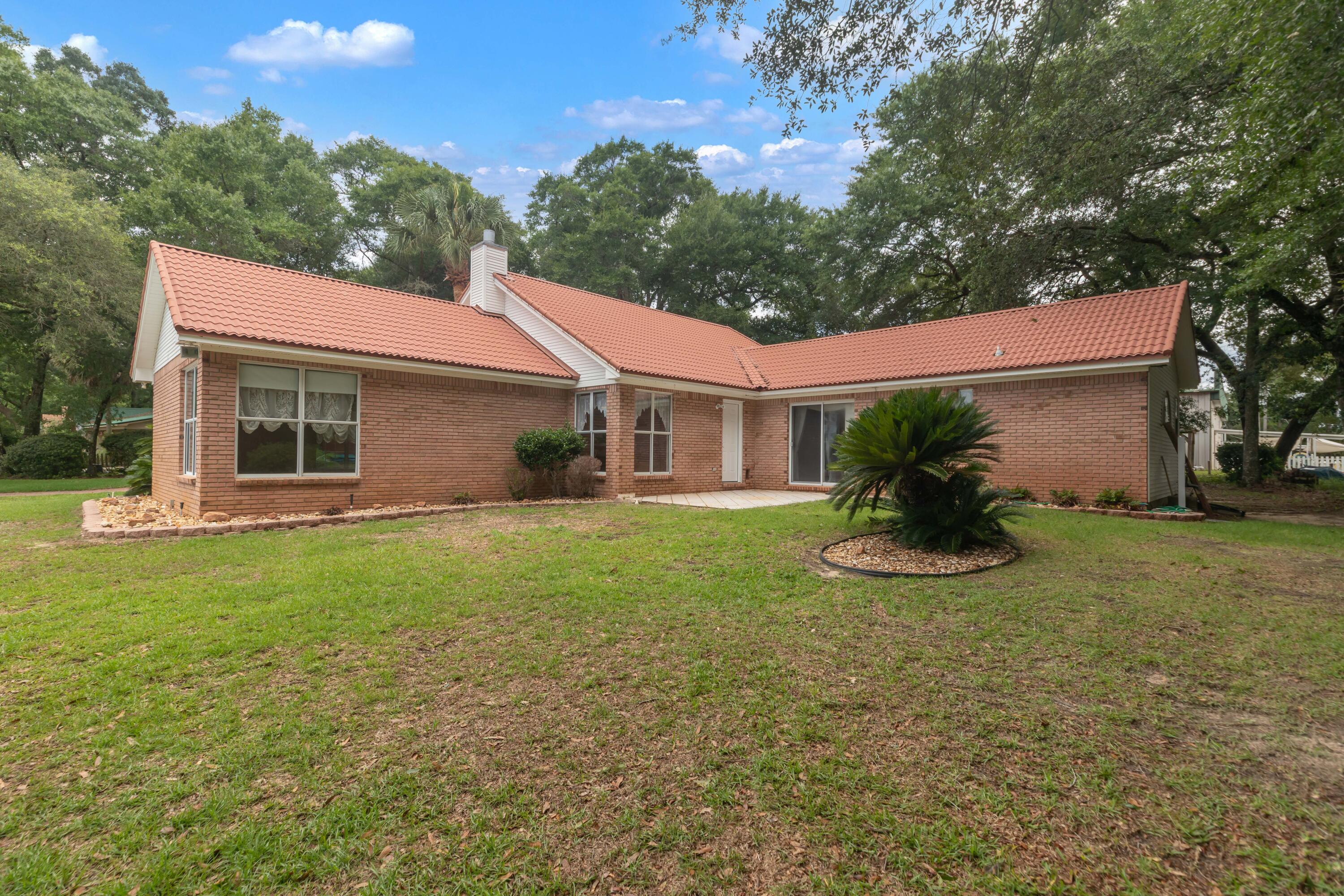 2765 Savannah Lane Crestview FL 32539