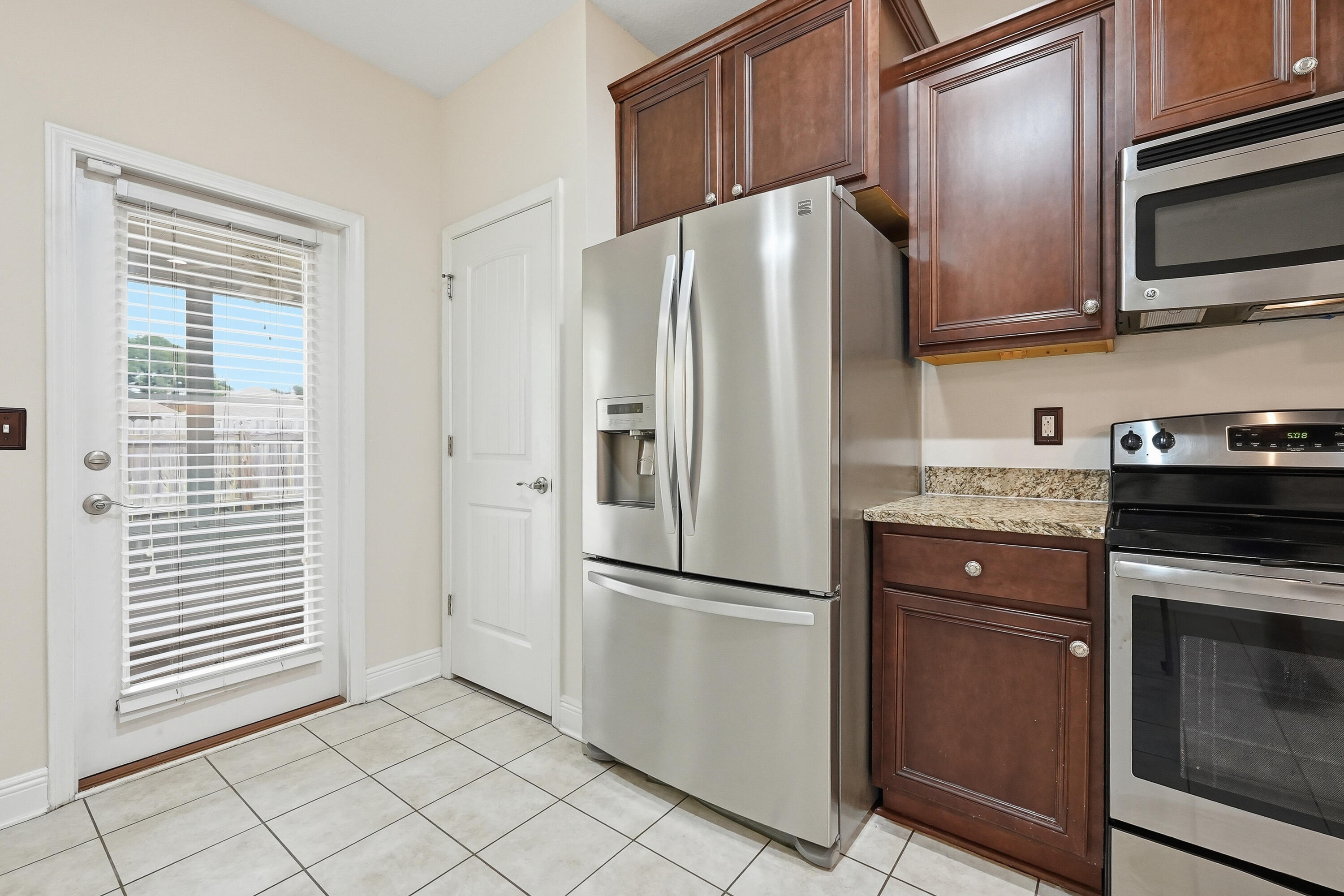 292 S Marsh Landing Freeport FL 32439