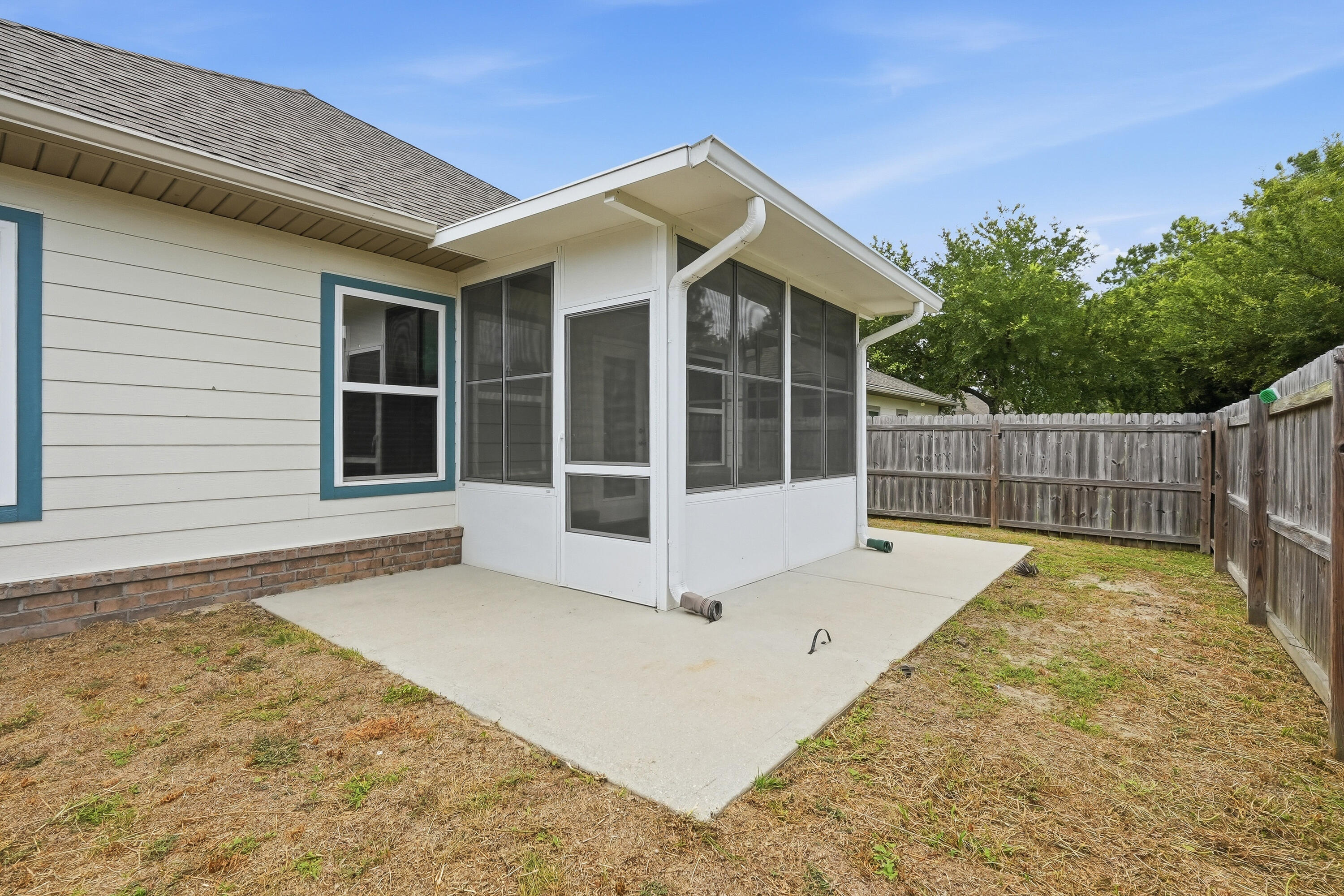 292 S Marsh Landing Freeport FL 32439