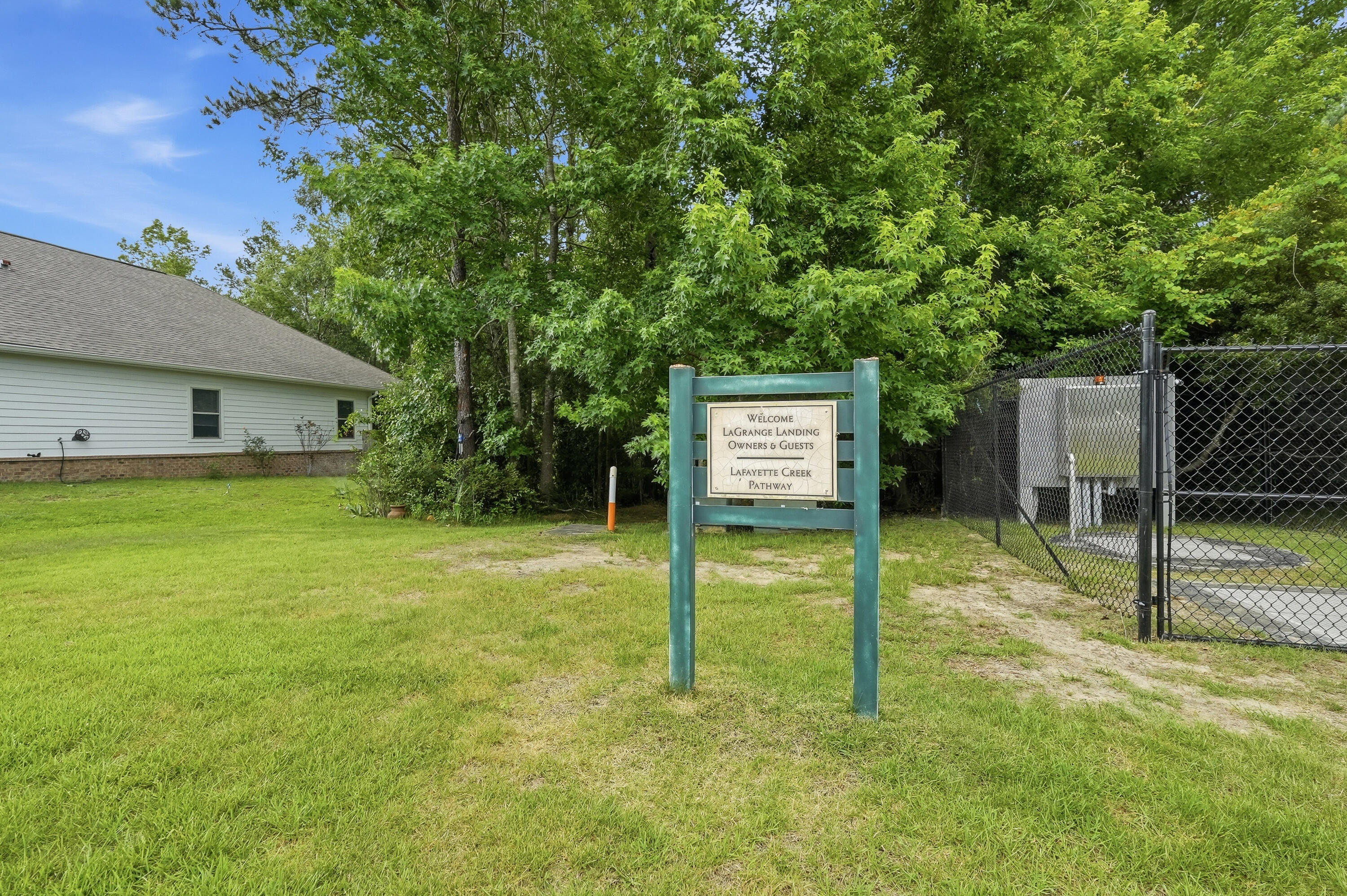 292 S Marsh Landing Freeport FL 32439